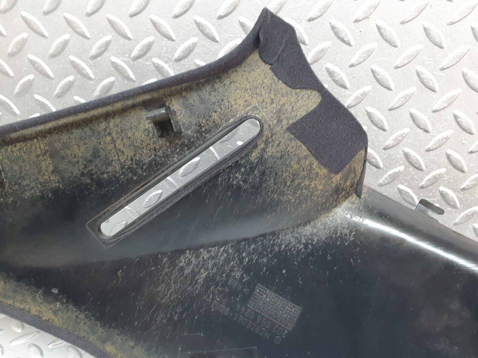 41757 Mercedes-Benz W202 C200 C Pillar Cover Panel Right Side Grey 2026950244