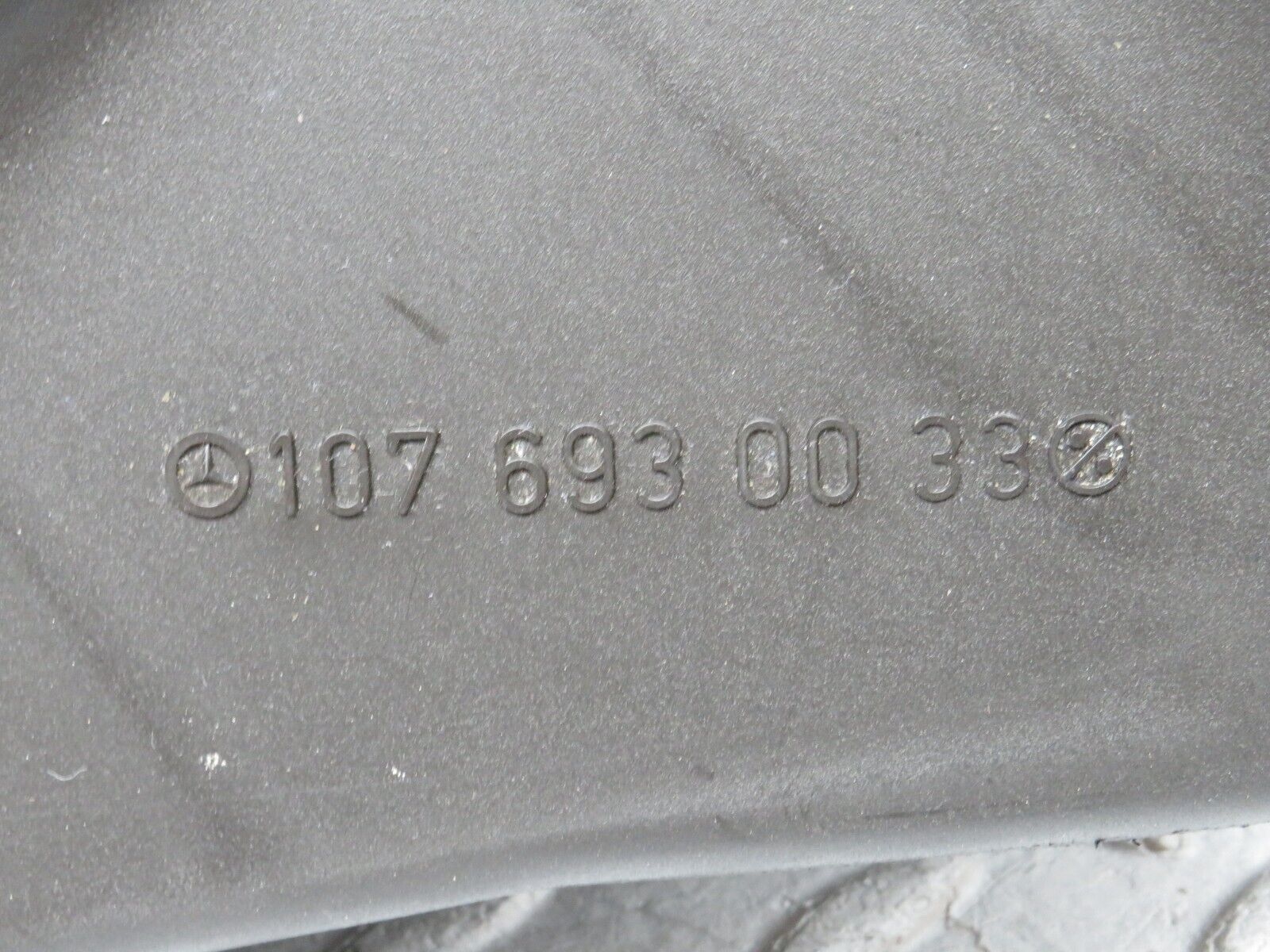 36230 Mercedes-Benz R107 280SL Spare Wheel Cover 1076930033 1236930014