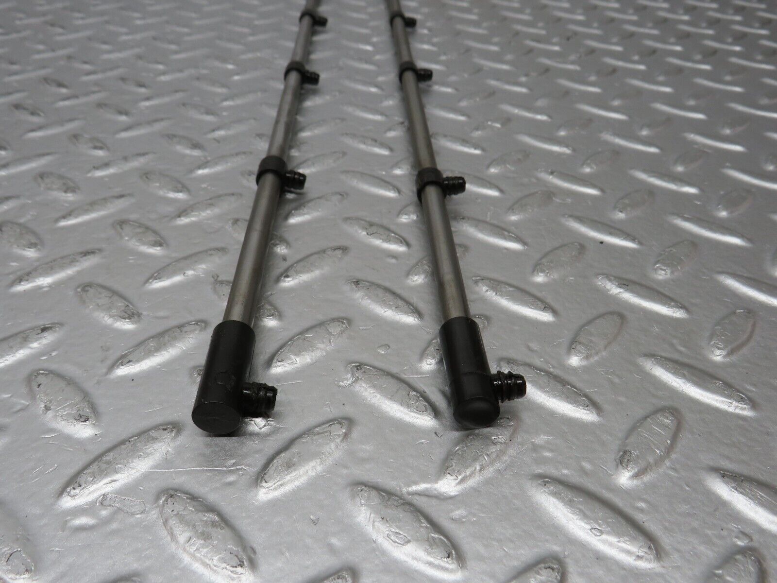 32819 Mercedes-Benz C107 R107 350 V8 Camshaft Oil Tube