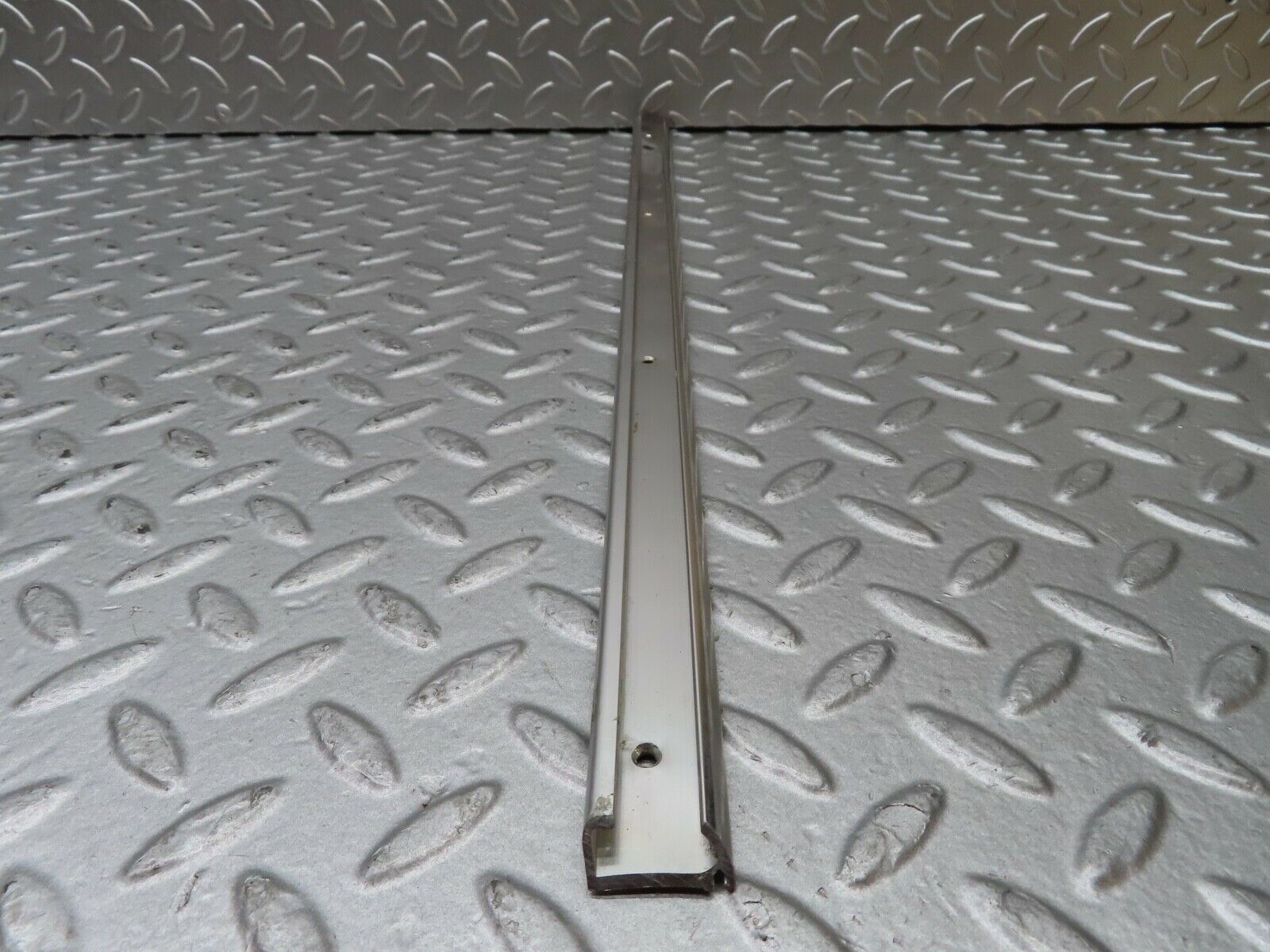 20570 Mercedes-Benz R107 450SL Roof Chrome Trim Right Side