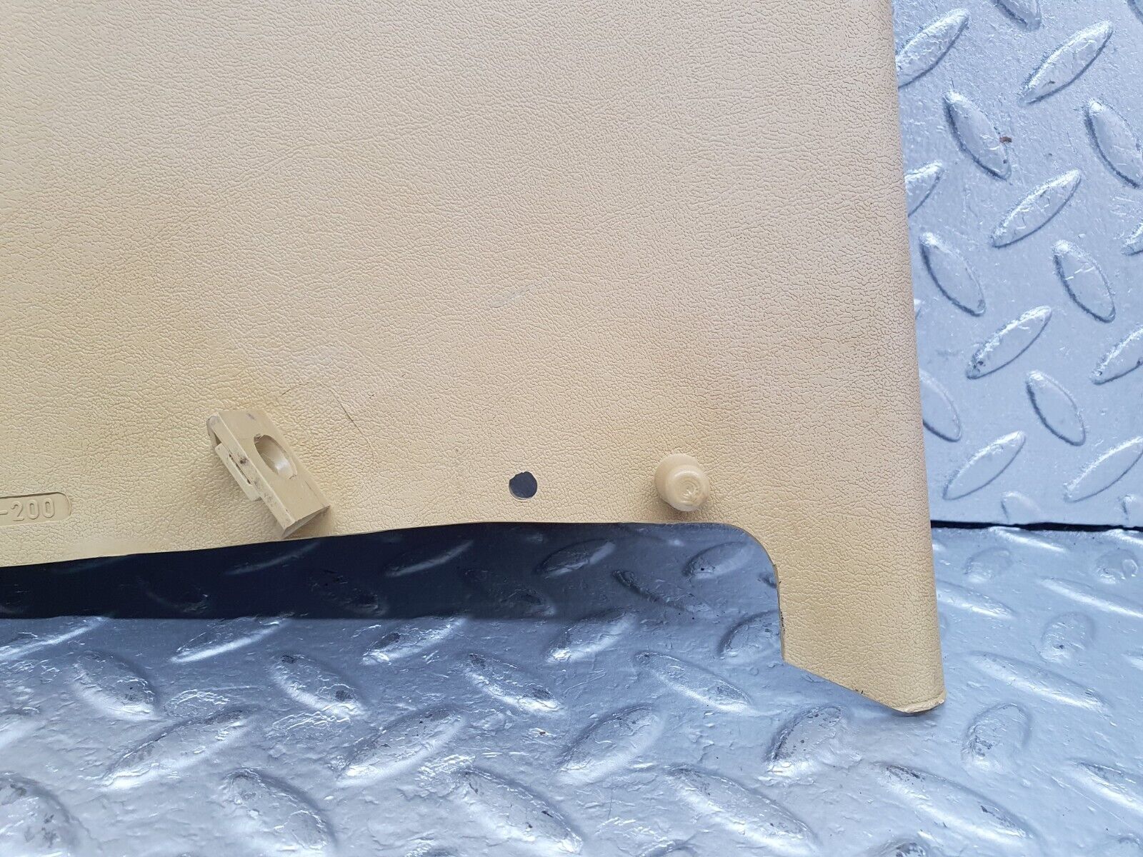 43880 Mercedes-Benz C123 230CE Coupe Front Left Kick Panel Beige 1236880906