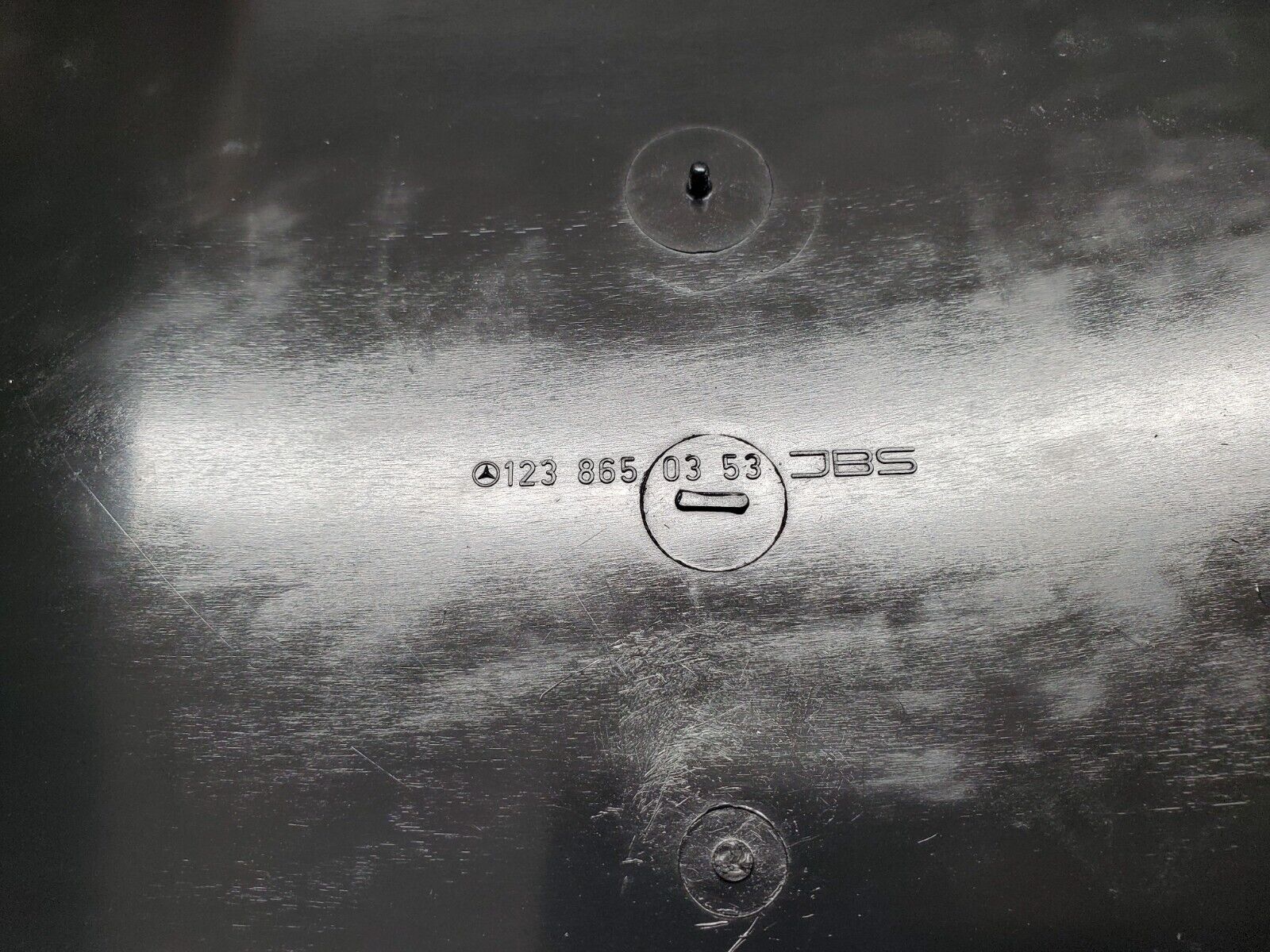 46452 Mercedes-Benz C123 280CE Coupe First Aid Box 1238650353