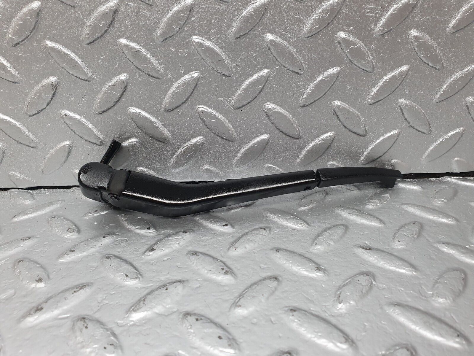 42348 Mercedes-Benz R129 320SL Coupe Headlight Wiper Arm Left Side