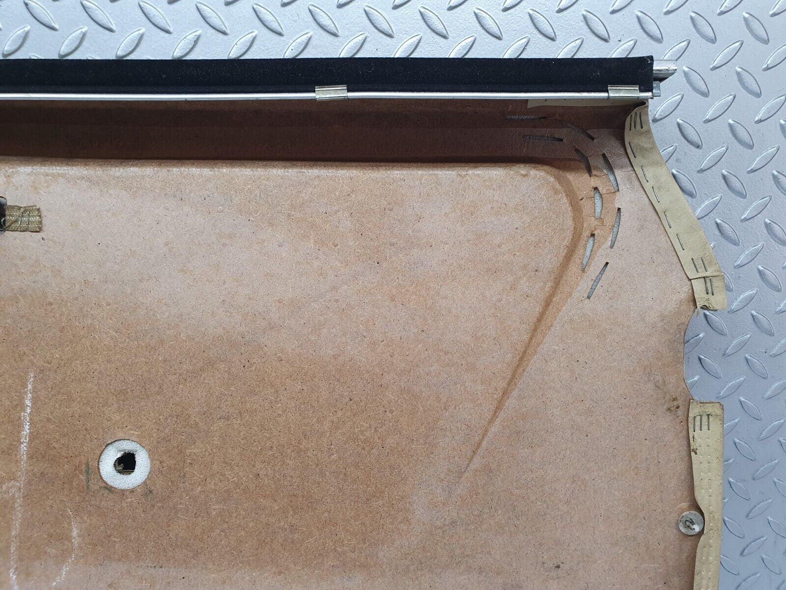 44050 Mercedes-Benz C123 230CE Coupe Left Door Card Beige