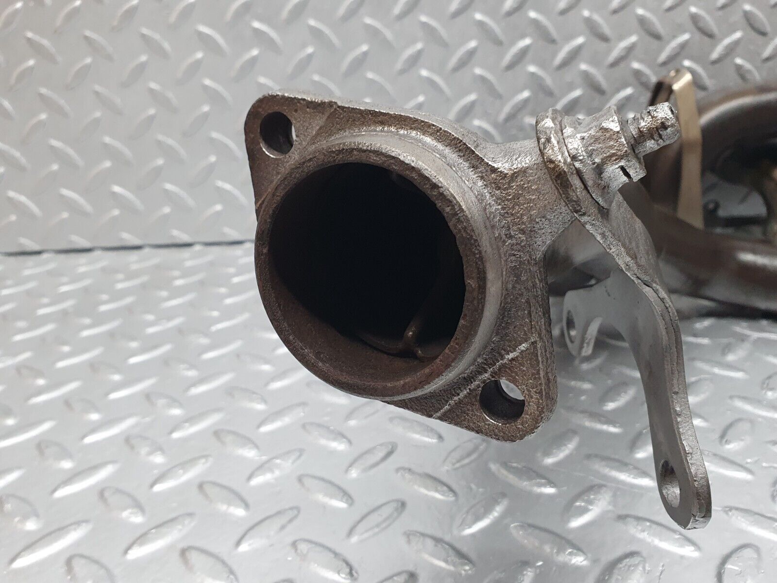 42091 Mercedes-Benz W202 C200 Exhaust Manifold 1111420140