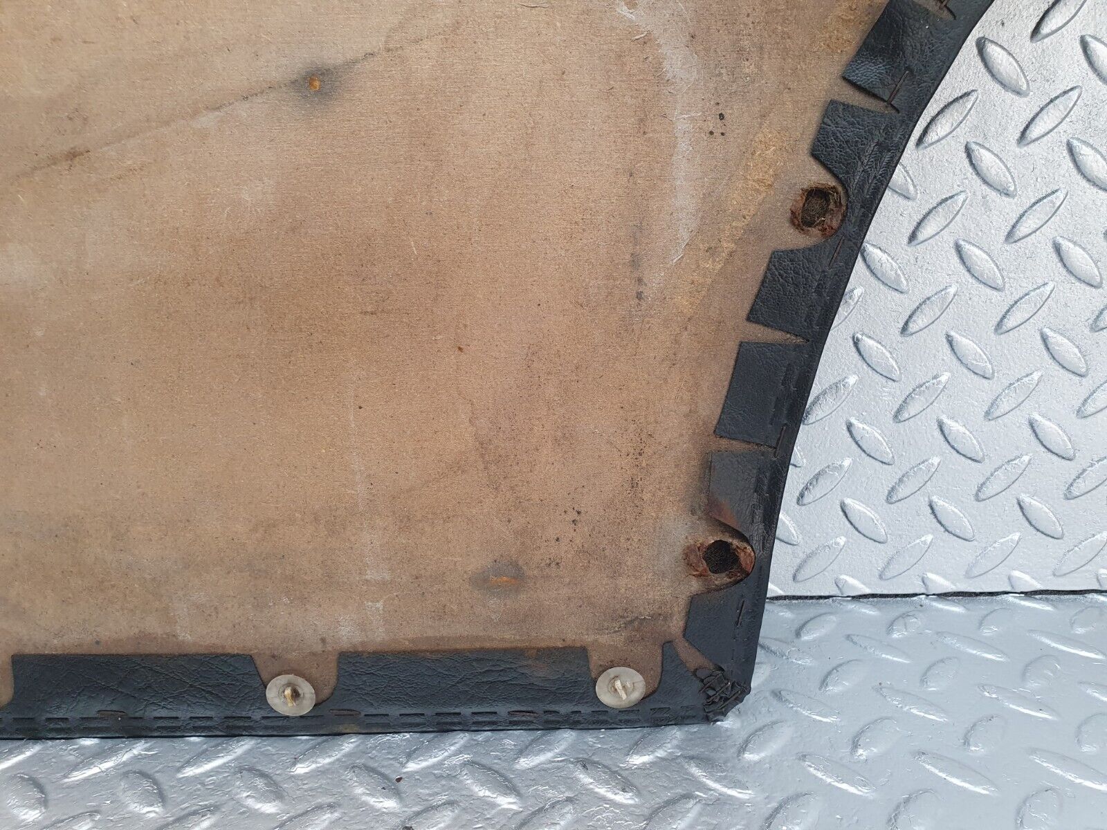 43322 Mercedes-Benz W108 280SE Rear Left Door Card Black