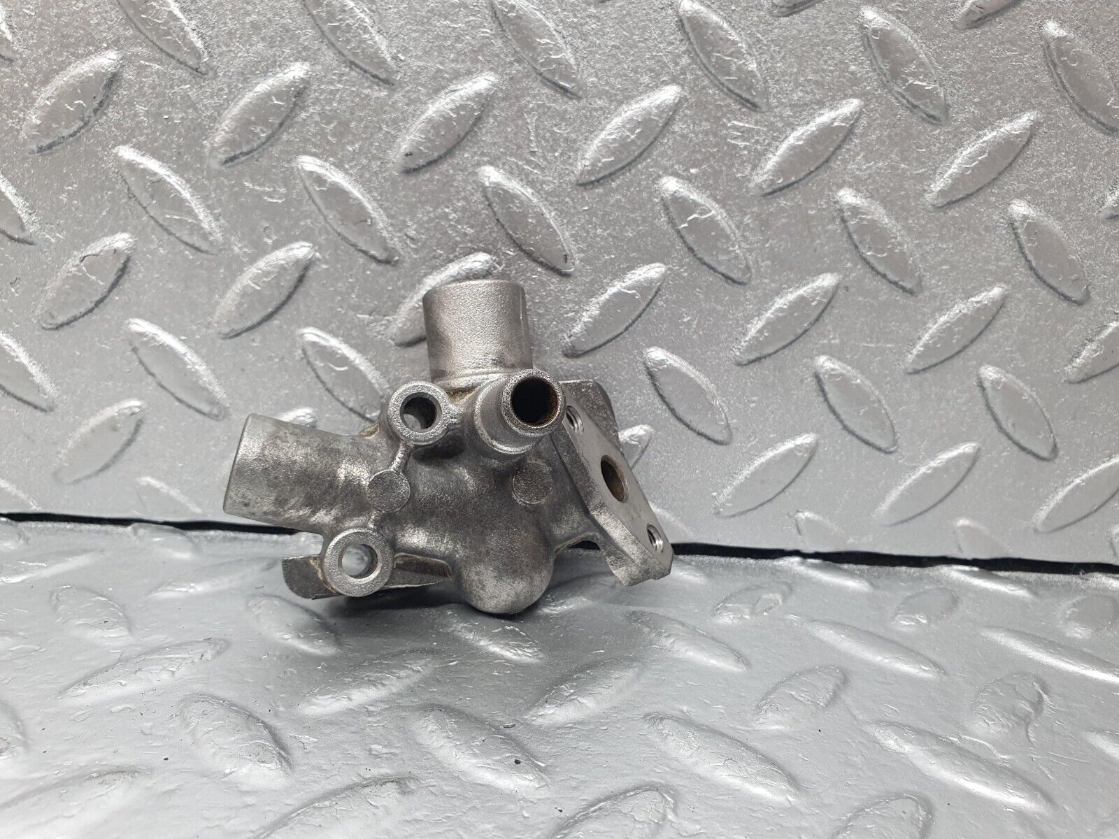 43530 Mercedes-Benz C126 380SEC Coupe Cold Start Valve Housing 1160940812