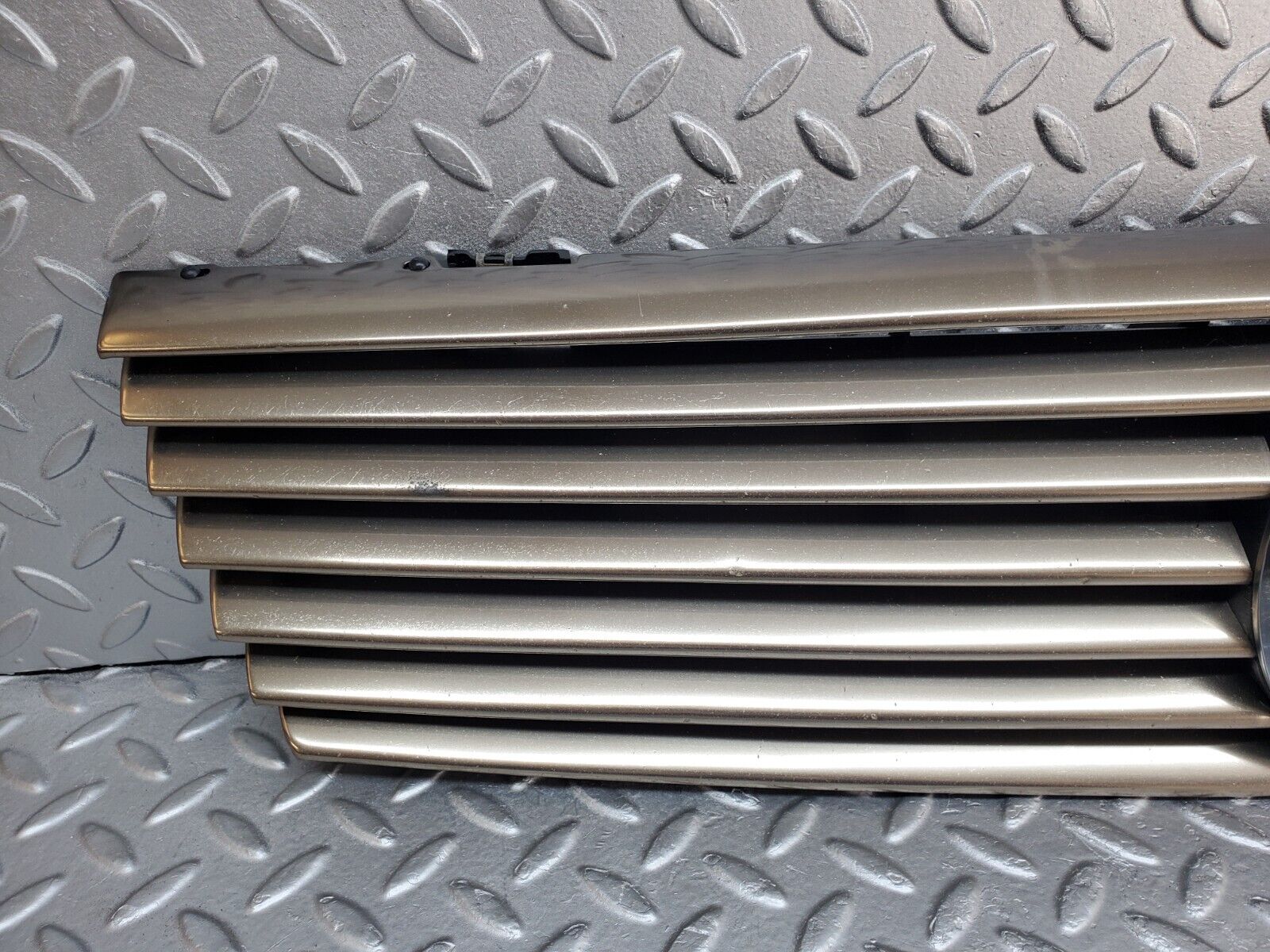 45118 Mercedes-Benz R129 300SL Coupe Bonnet Grill 1298800085