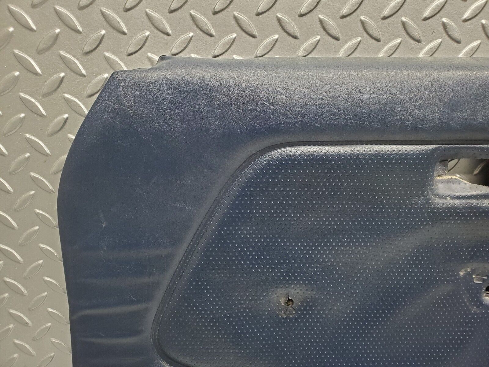 46683 Mercedes-Benz V123 240D LWB Front Right Door Card Blue