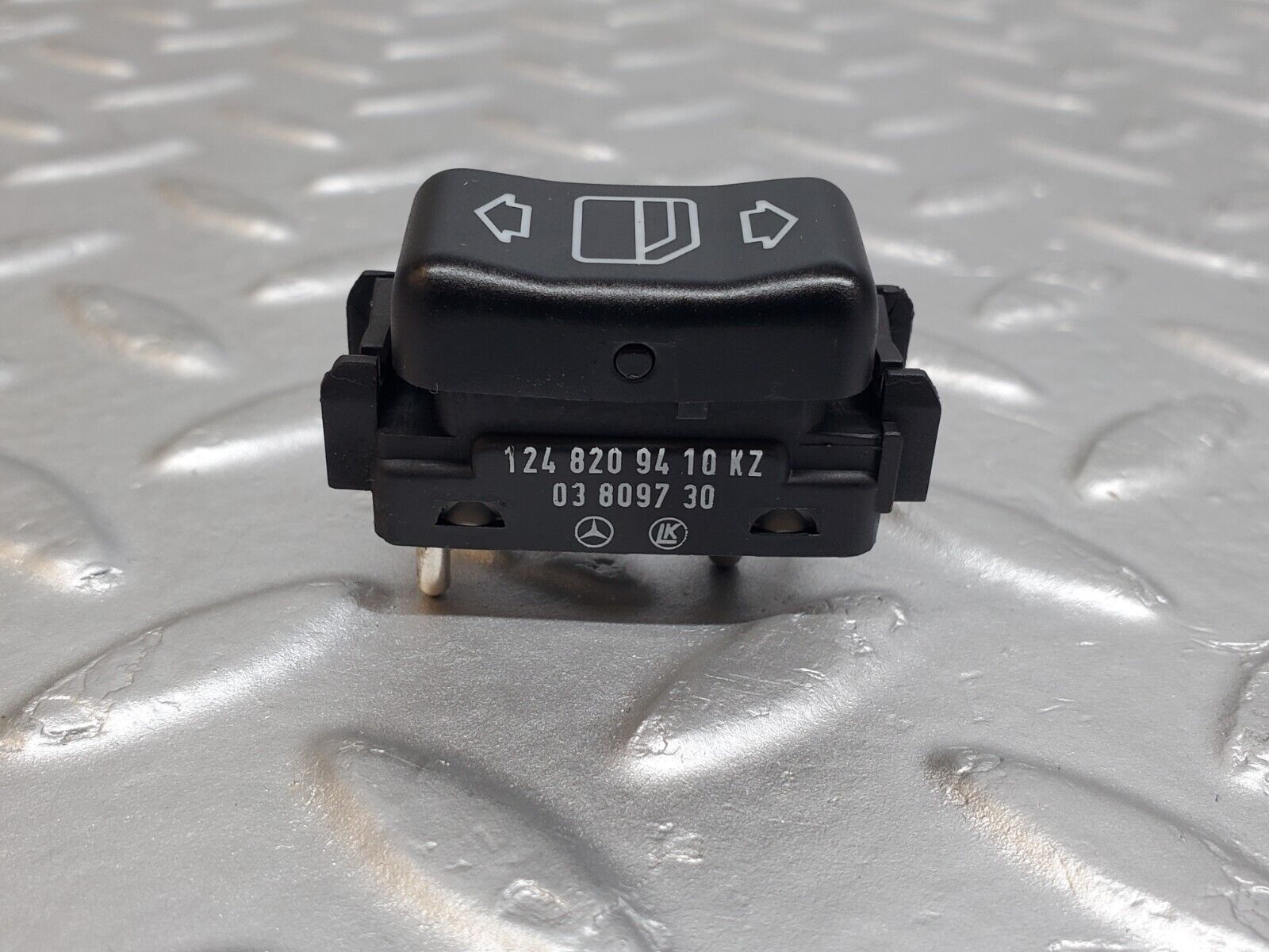 44714 Mercedes-Benz W124 220E Electric Window Switch Right Side 1248209410