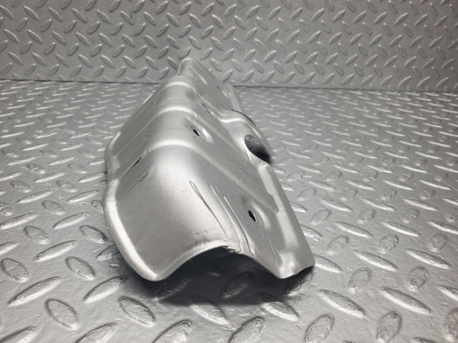 46170 Mercedes-Benz W124 280E Exhaust Manifold Heat Shield 1041421220