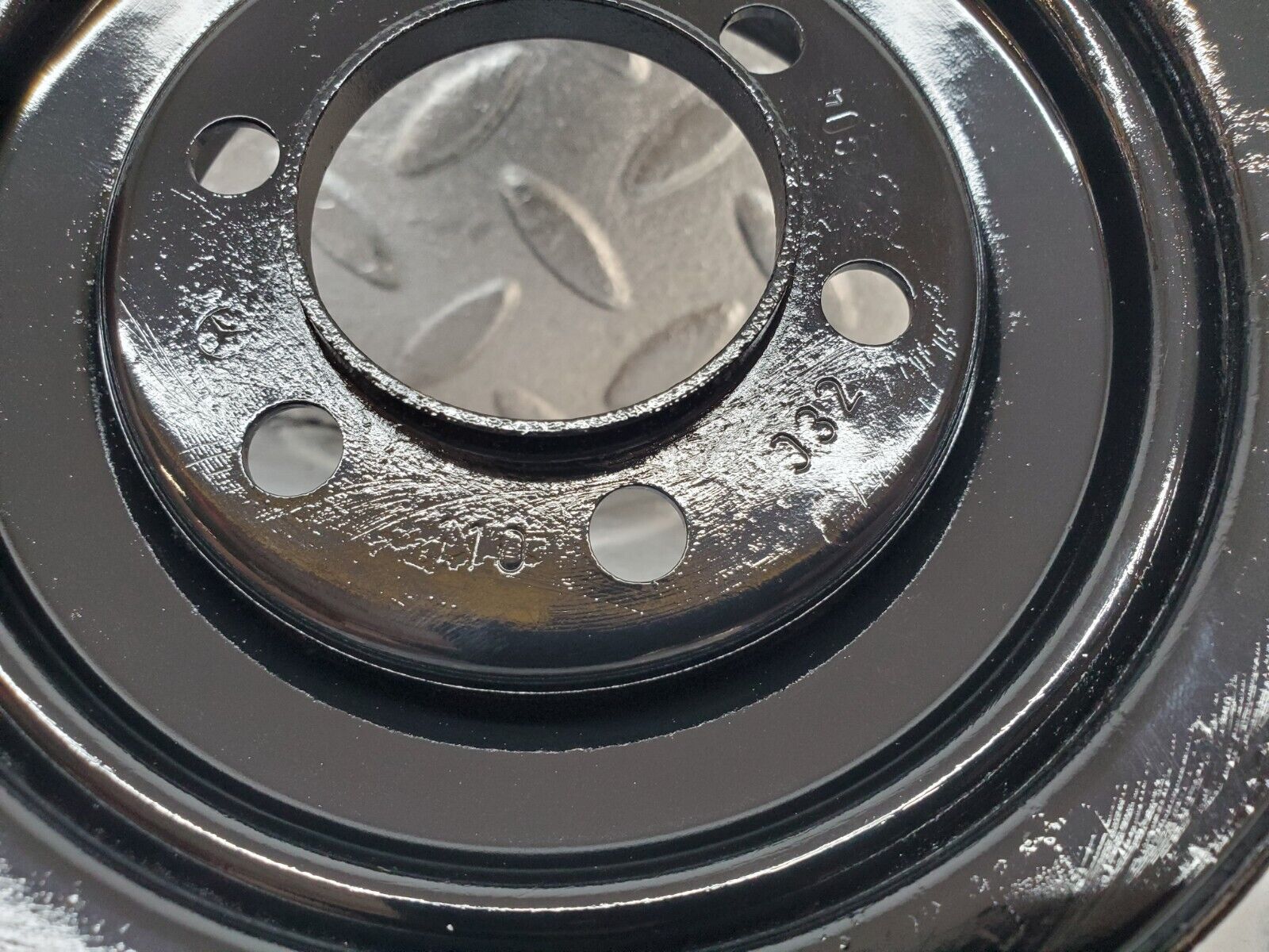 45363 Mercedes-Benz 280E M110.983 Crankshaft Pulley 1100320904