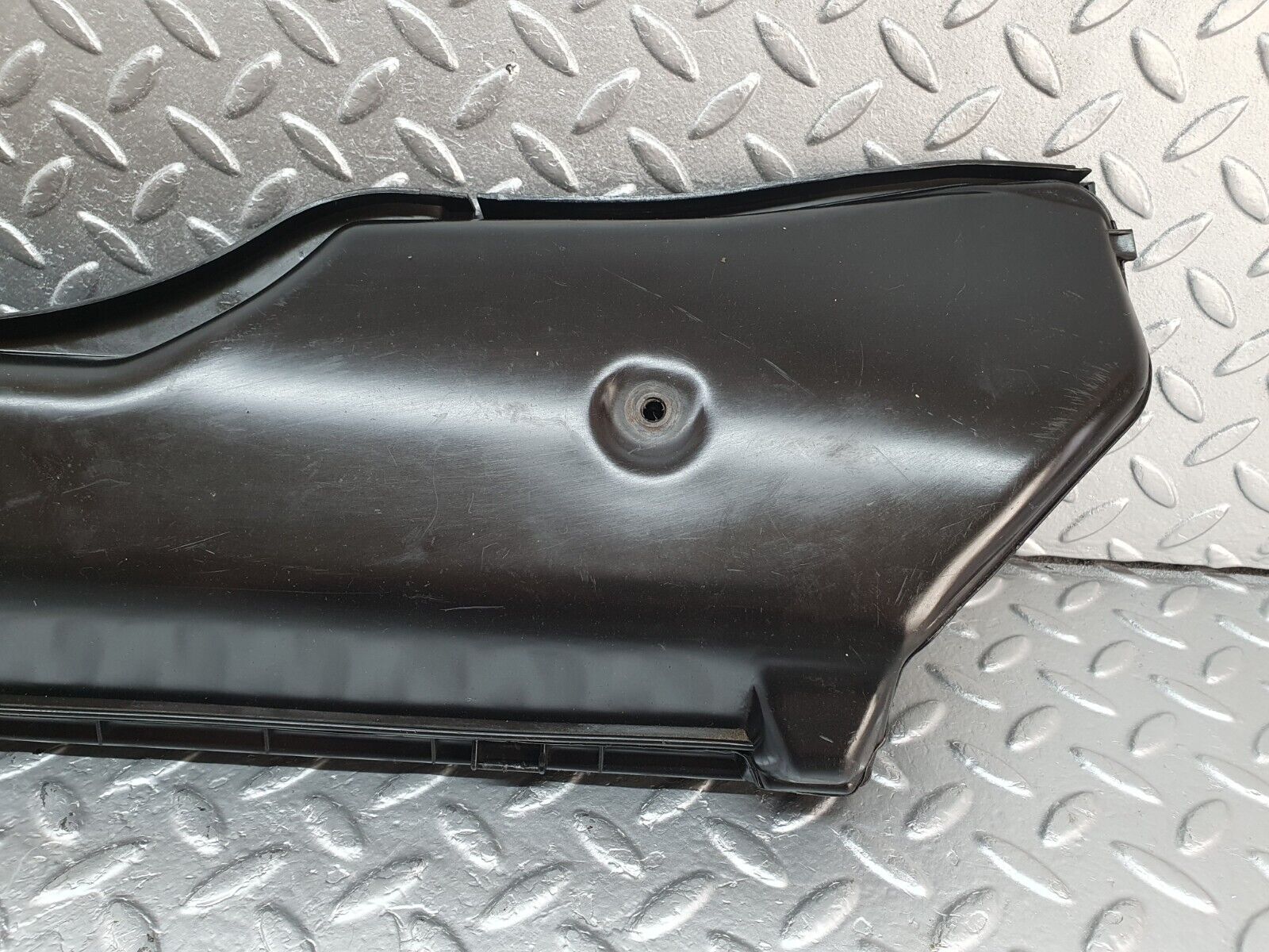 42586 Mercedes-Benz R129 320SL Coupe Cabin Filter Housing 1298300053