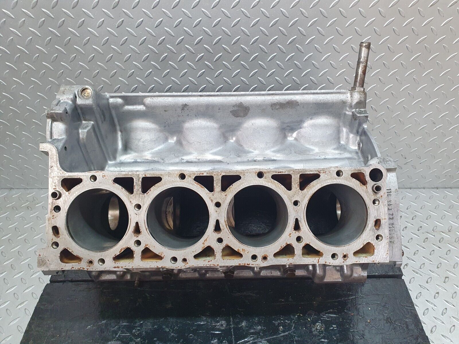 43842 Mercedes-Benz C126 380SEC Coupe Engine Block 116.963 1160111201