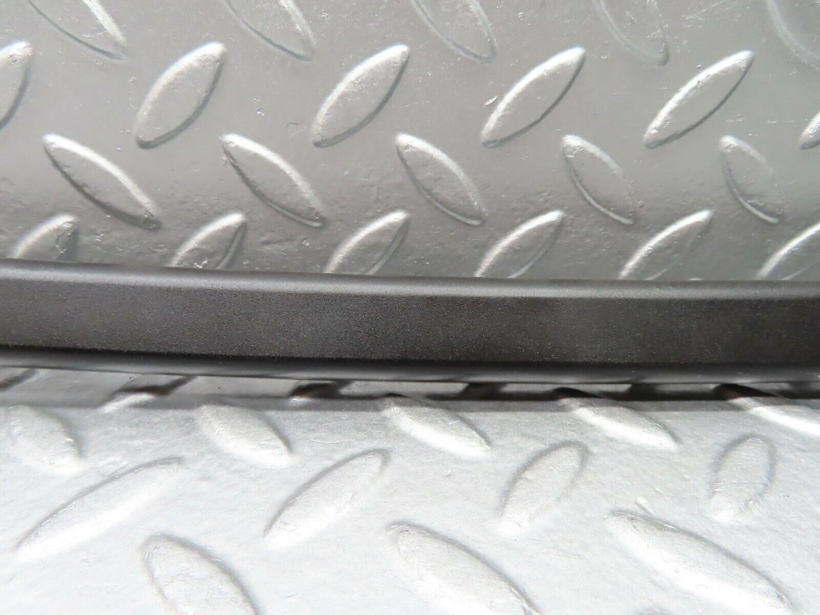 20612 Mercedes-Benz R107 450SL Right Door Window Channel Front