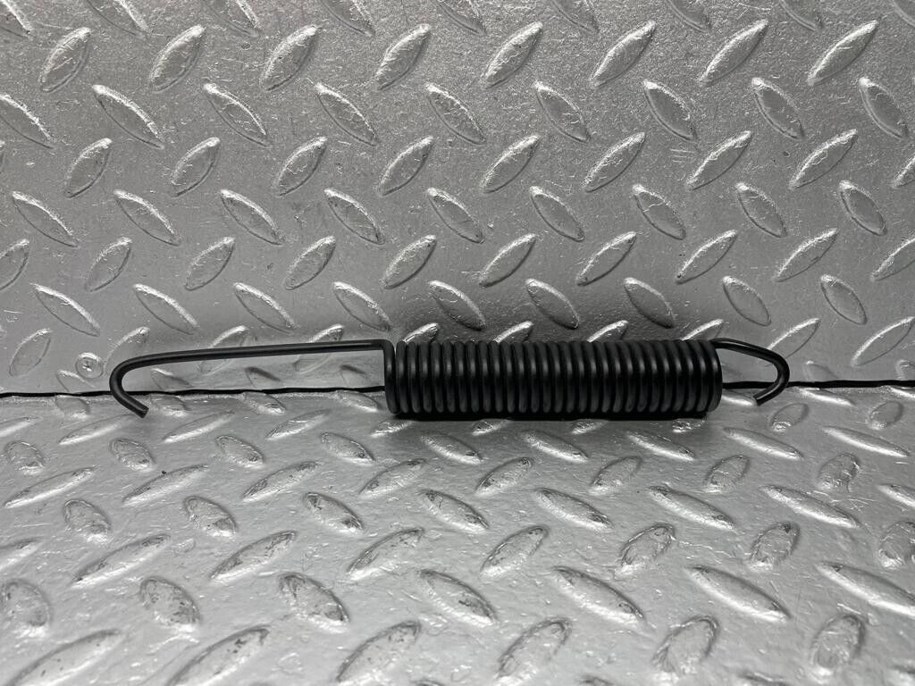 39007 Mercedes-Benz R107 500SL Bonnet Hinge Spring