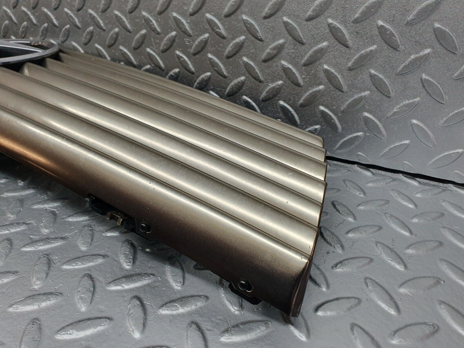 42175 Mercedes-Benz R129 320SL Coupe Bonnet Grill 7 Slat 1298800185