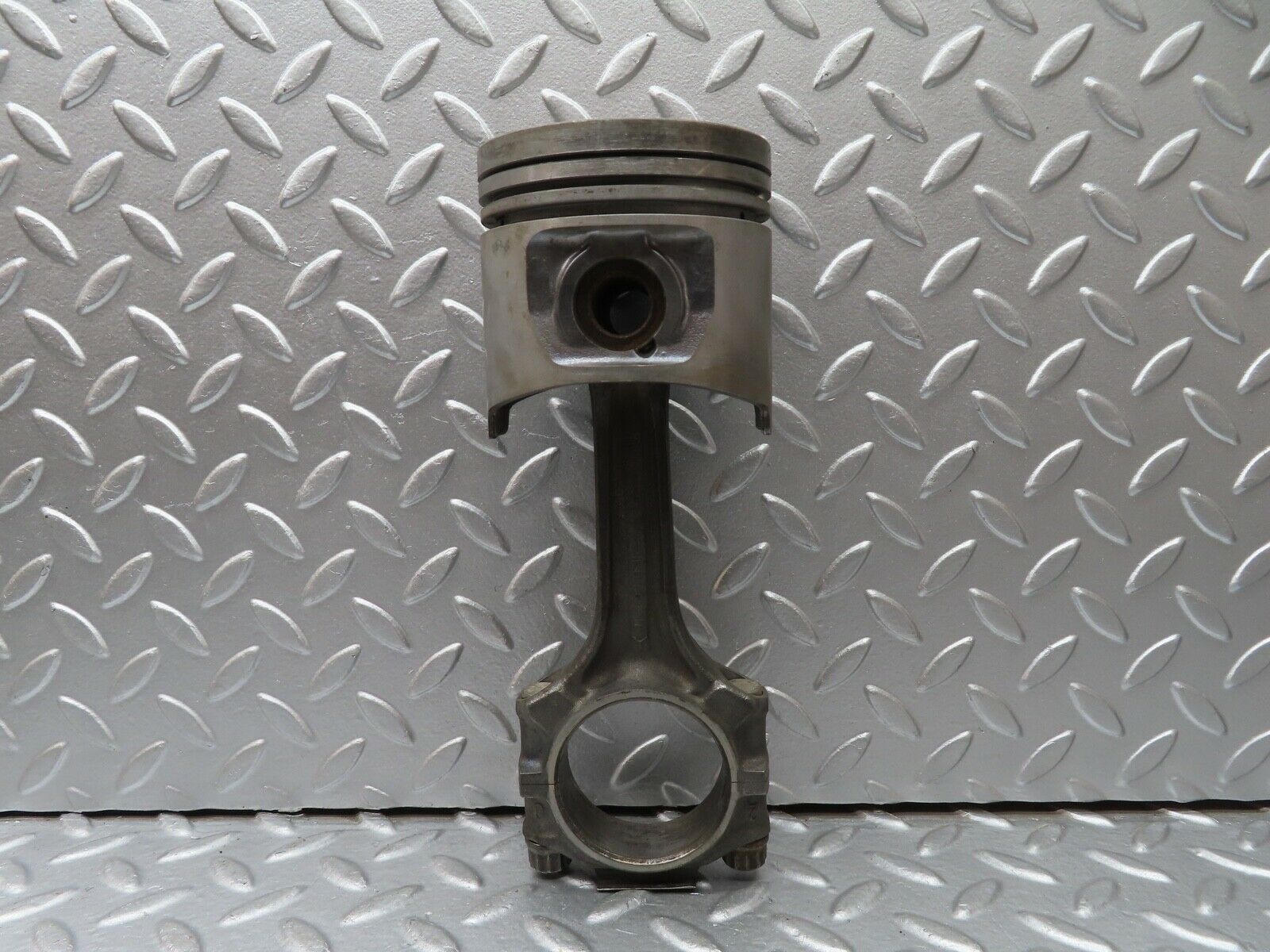 20661 Mercedes-Benz R107 450SL Piston With Connecting Rod 92.00 mm