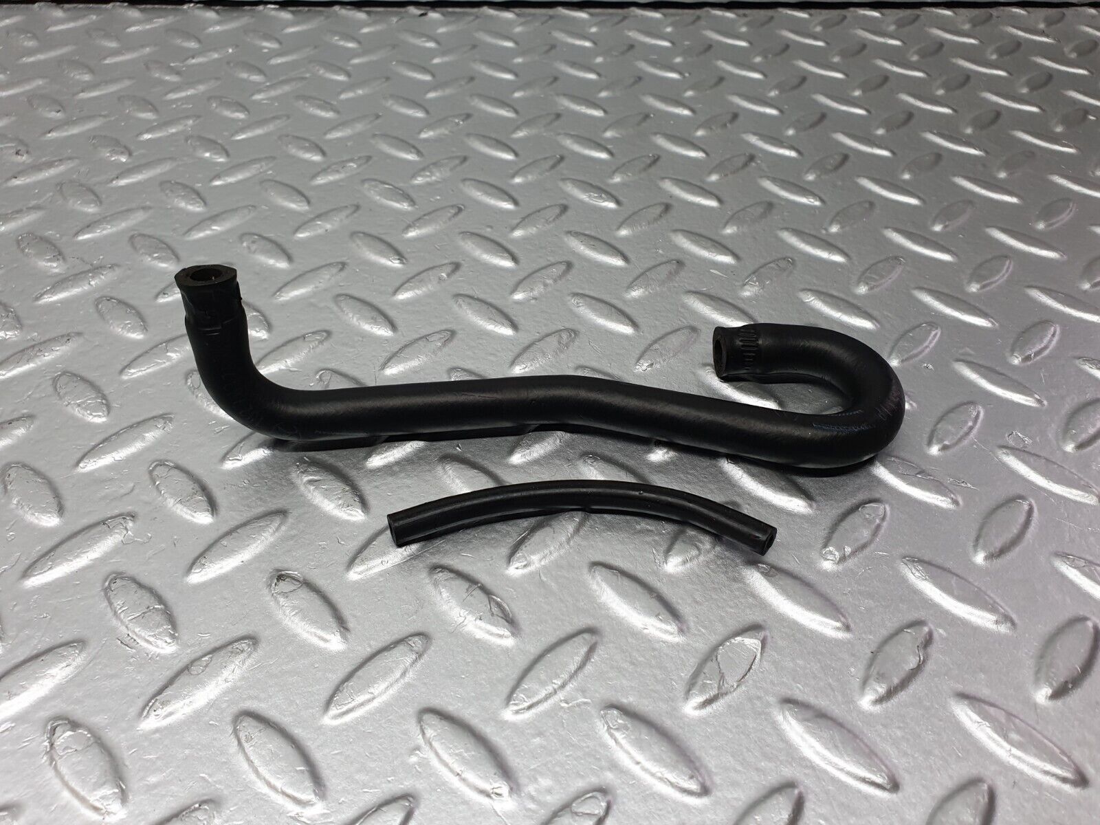 41731 Mercedes-Benz W124 200E Vacuum Pipe Set For Carburettor 1170780145