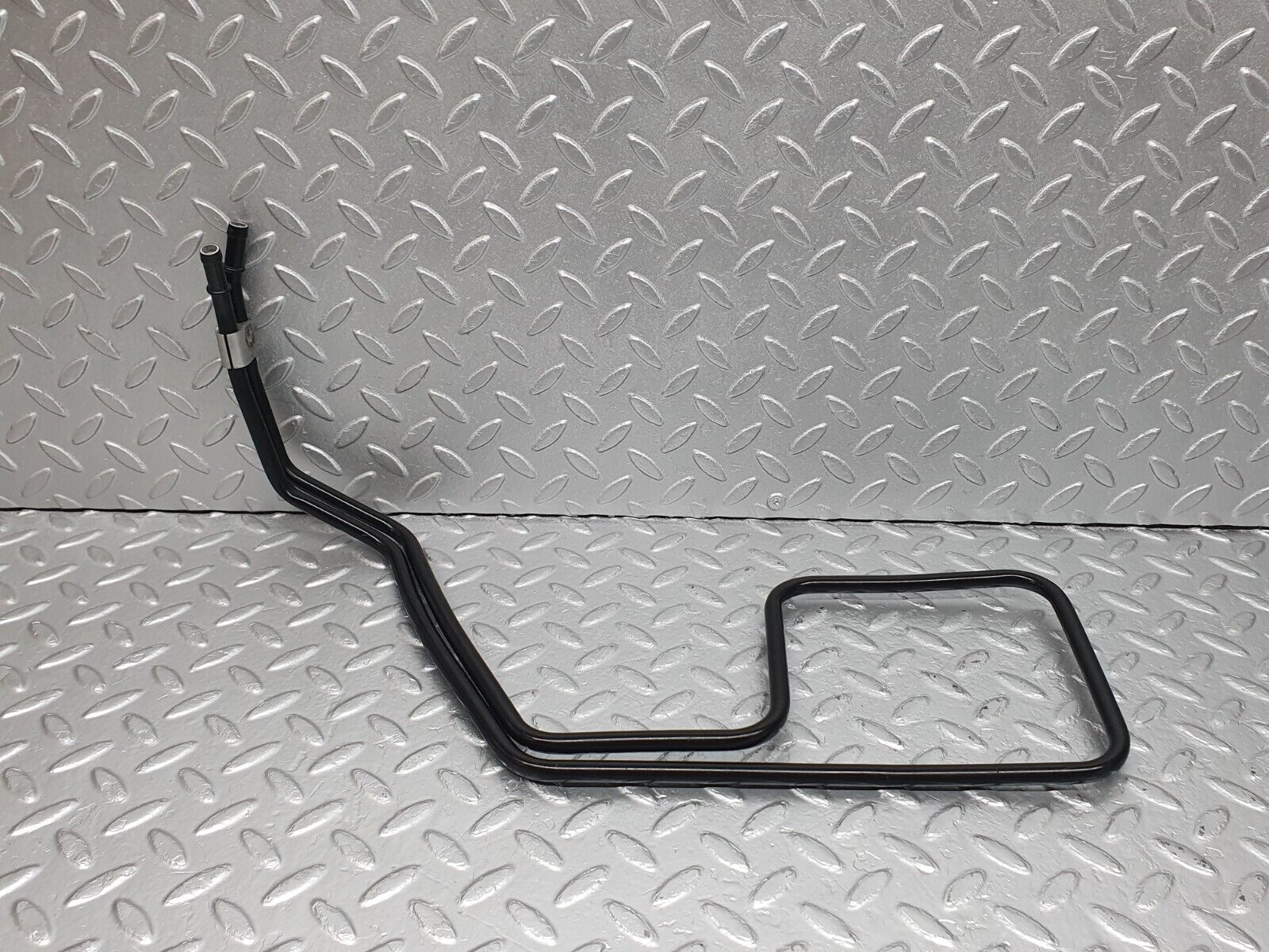 41987 Mercedes-Benz W202 C200 Oil Cooling Pipe