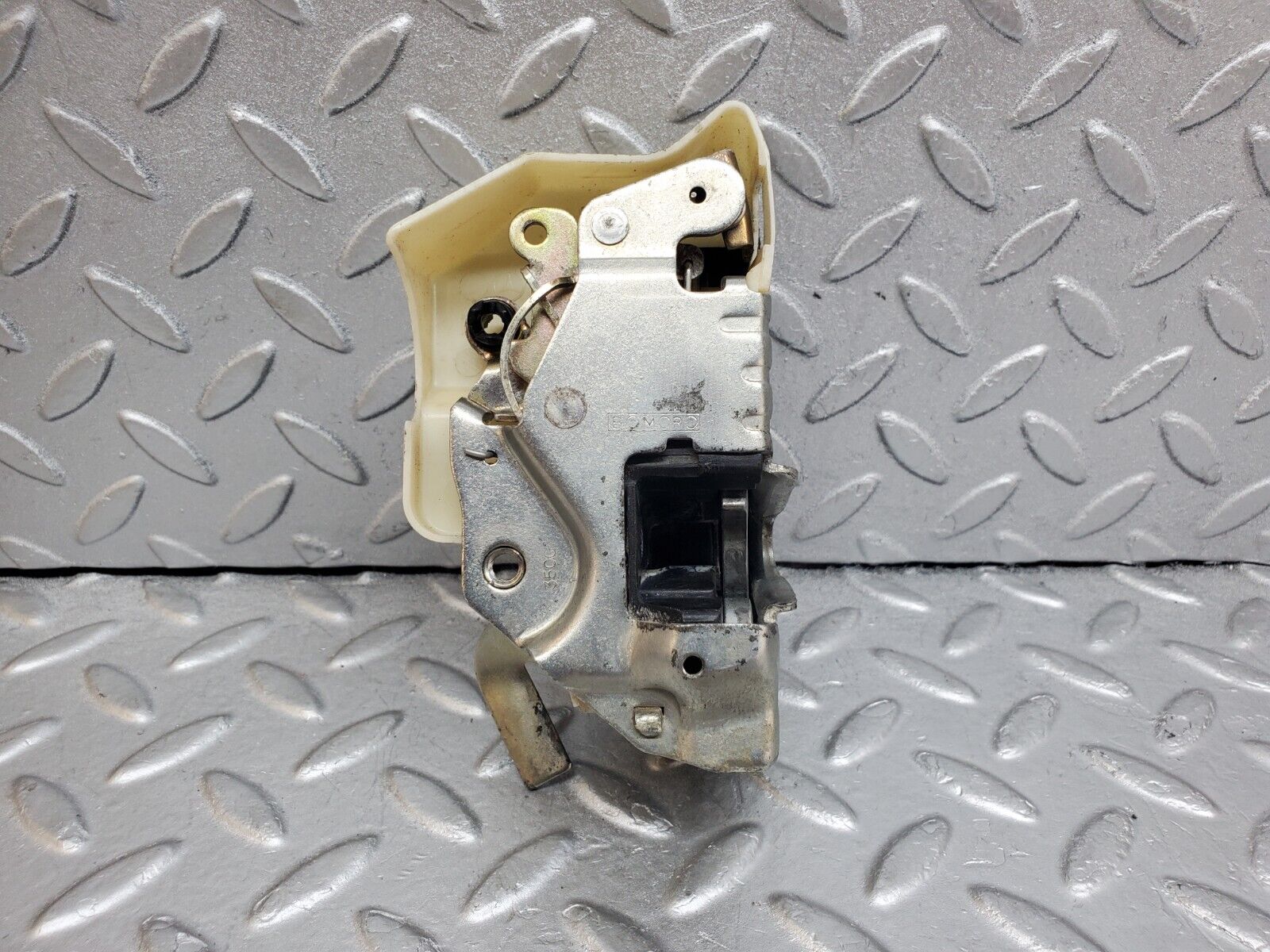 44792 Mercedes-Benz W124 220E Rear Right Door Lock Mechanism