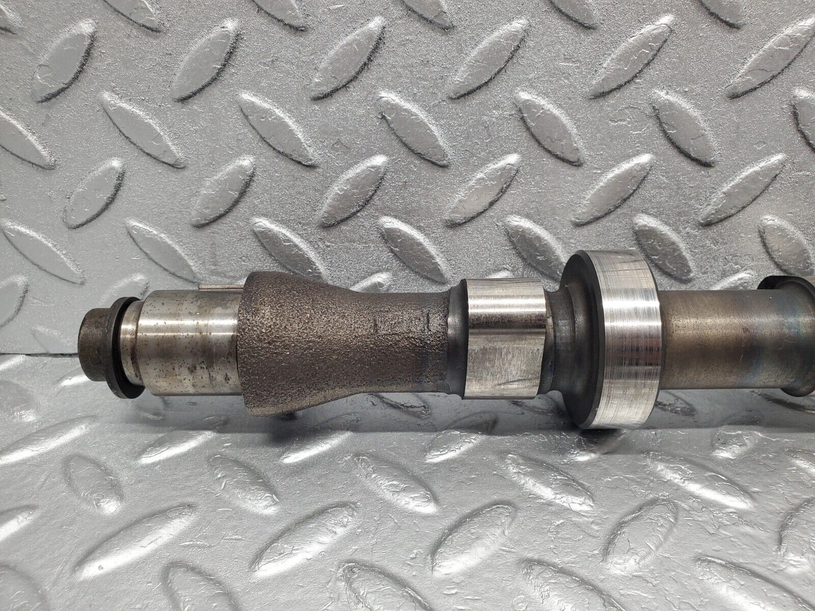 46614 Mercedes-Benz C123 280CE Coupe Camshaft Intake Side 1100517401