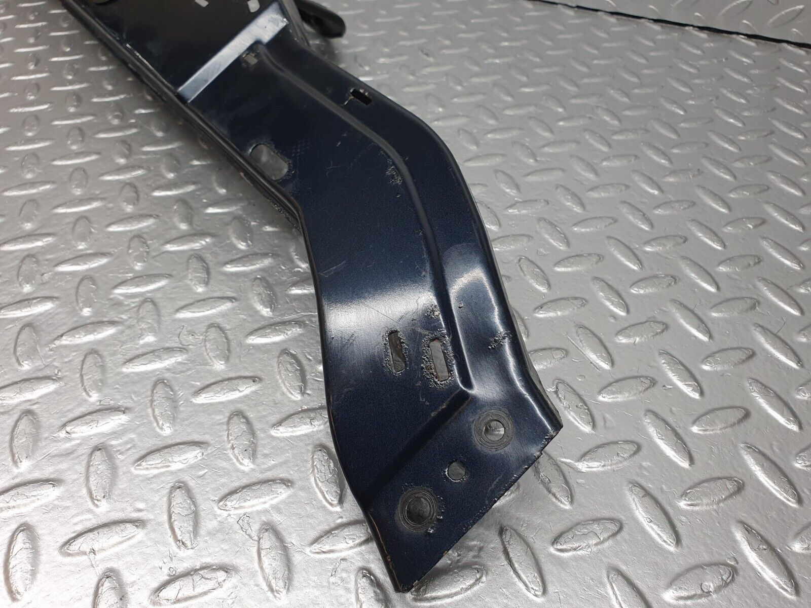 41853 Mercedes-Benz W202 C200 Bonnet Lock Carrier Panel