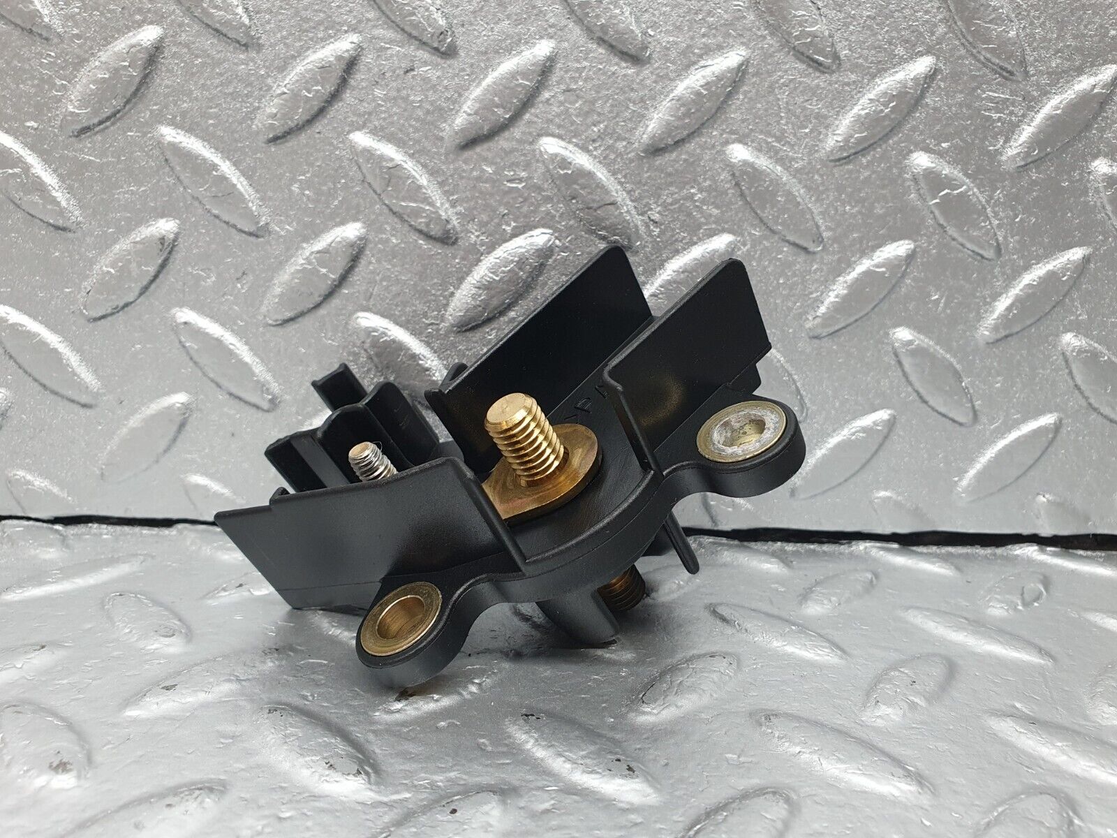 42237 Mercedes-Benz R129 320SL Coupe Positive Battery Cable Connector 1295460141