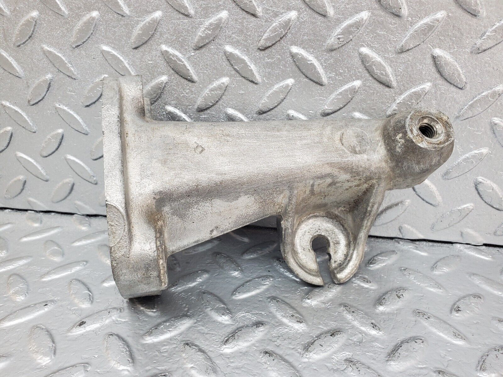 44397 Mercedes-Benz W123 280E Engine Mount Bracket Left Side 1232230204