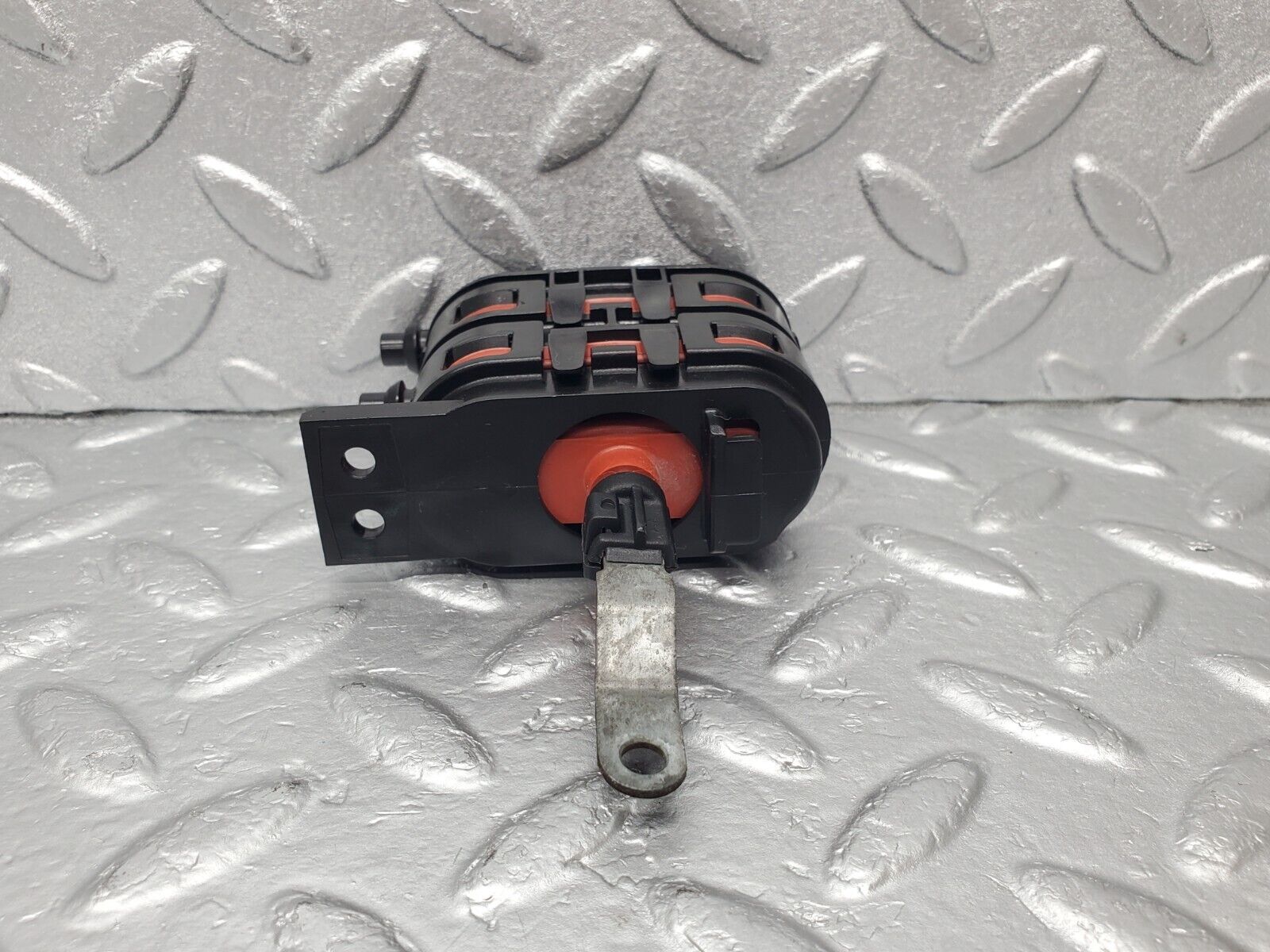 46941 Mercedes-Benz R129 320SL Coupe Heater Box Vacuum Actuator