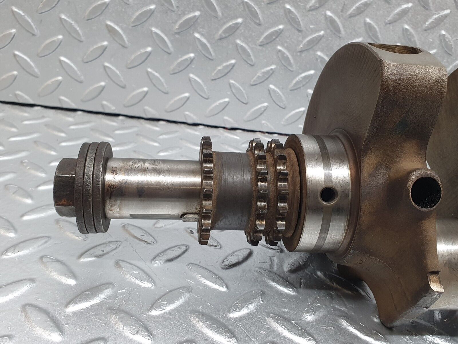 43811 Mercedes-Benz C126 380SEC Coupe Crankshaft 1160312201