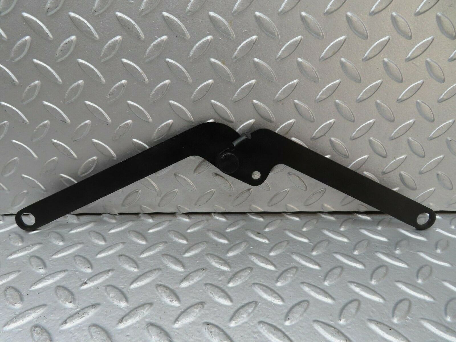 15555 Mercedes-Benz R107 450SL Bonnet Hinge Right Side