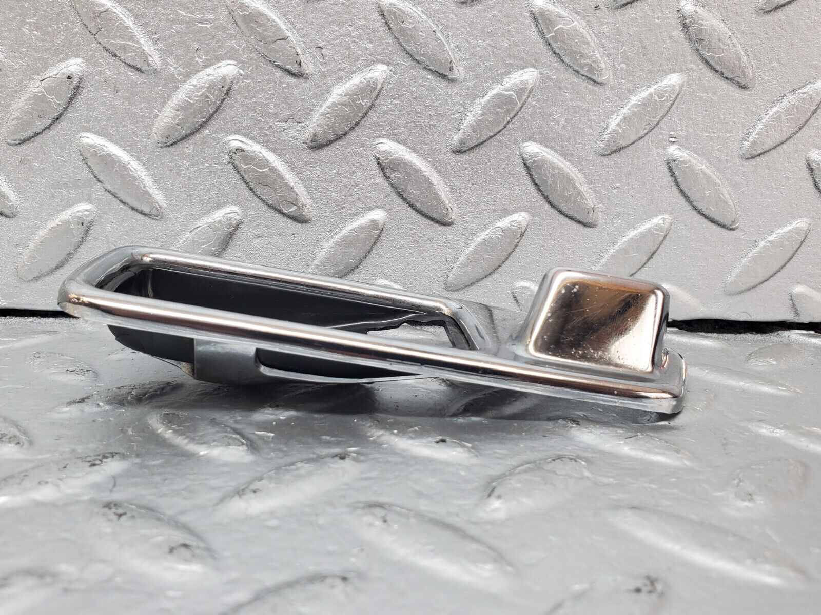 44407 Mercedes-Benz W123 280E Chrome Frame For Door Opener Left 1167660111