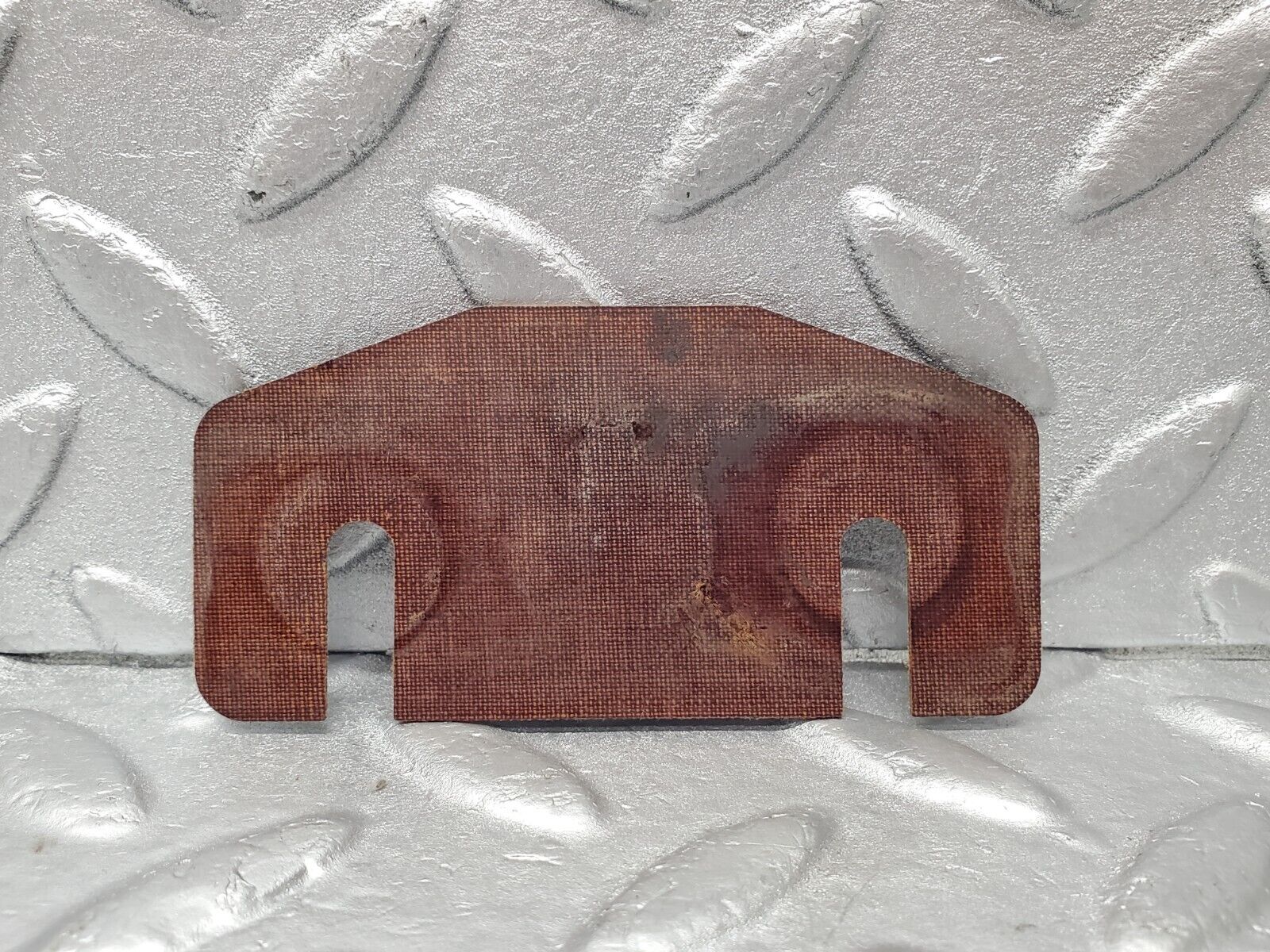 46782 Mercedes-Benz R129 320SL Coupe Front Soft Top Lock Bracket 1297741113