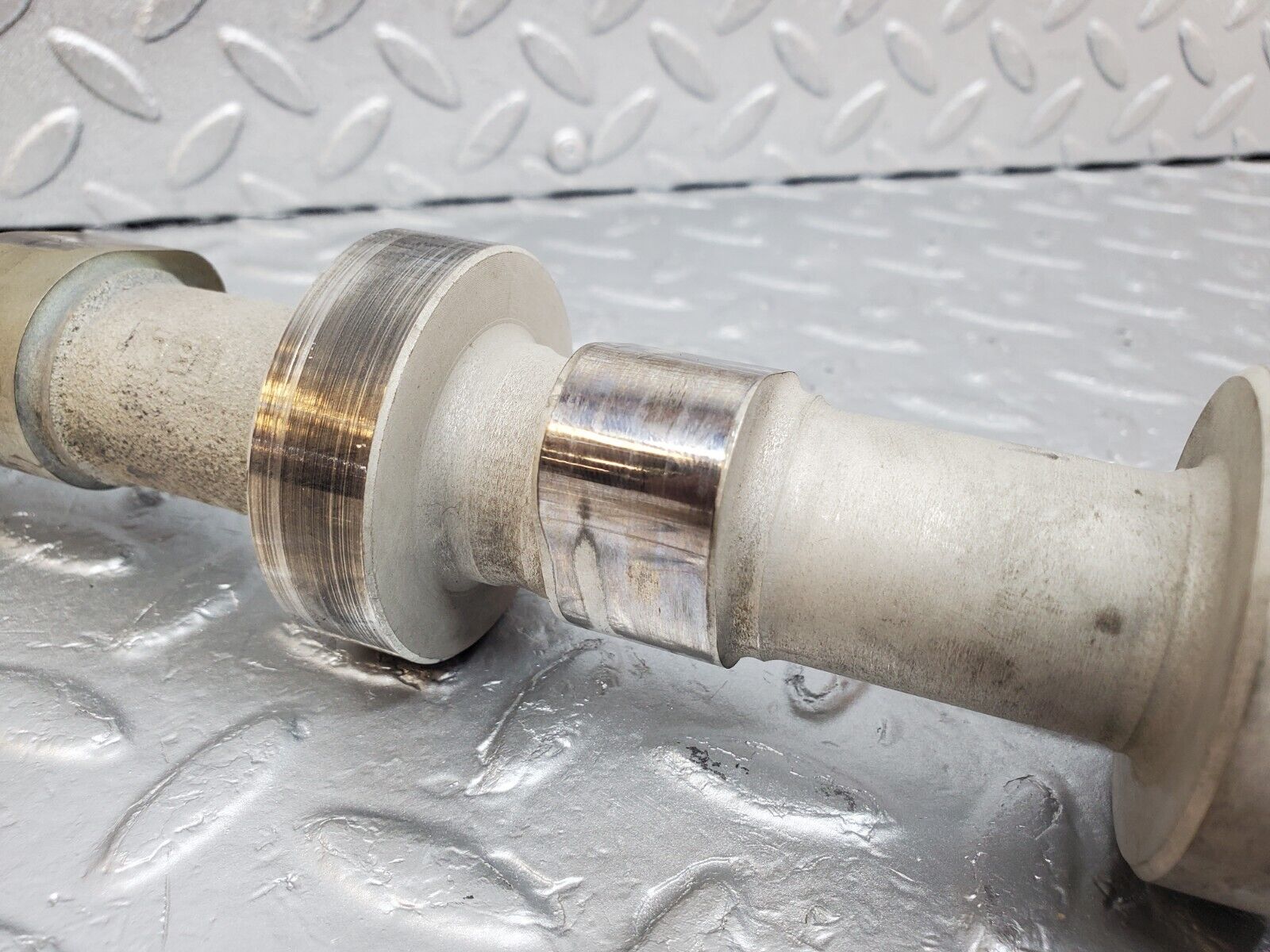 45432 Mercedes-Benz 280E M110.988 Camshaft Exhaust Side 11078