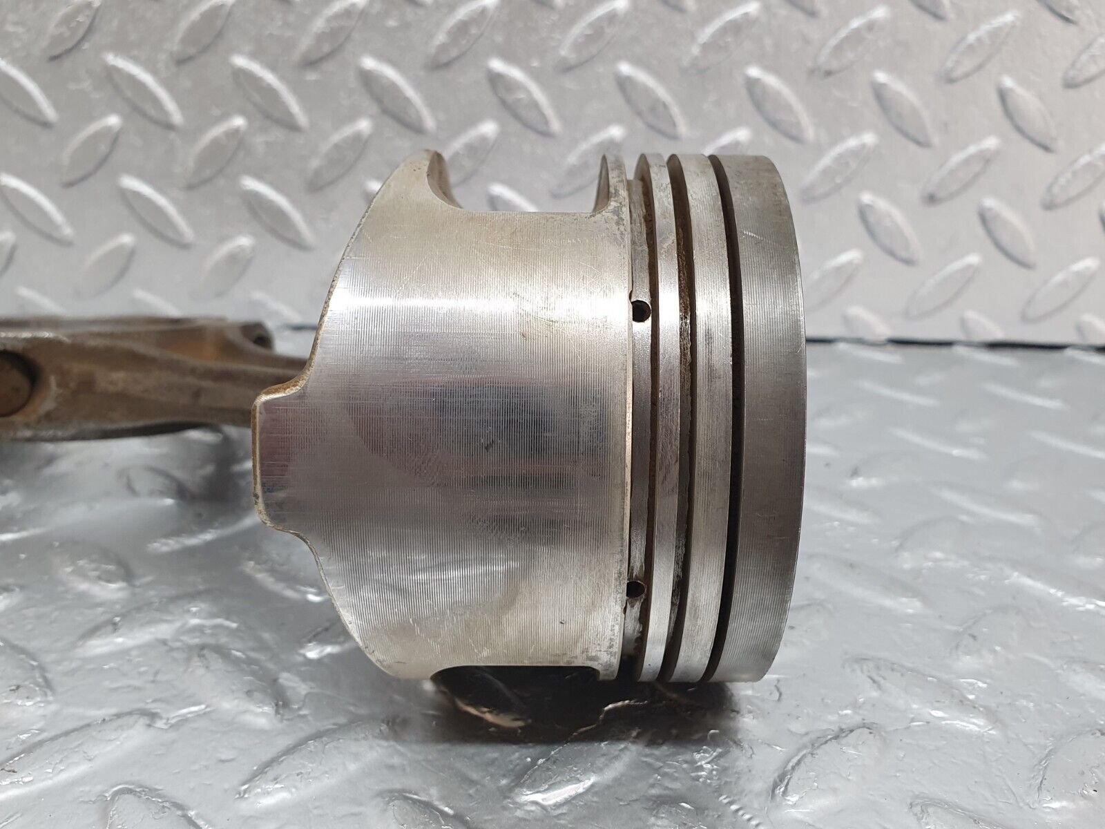 43778 Mercedes-Benz C126 380SEC Coupe Piston With Connecting Rod 88.010 11610