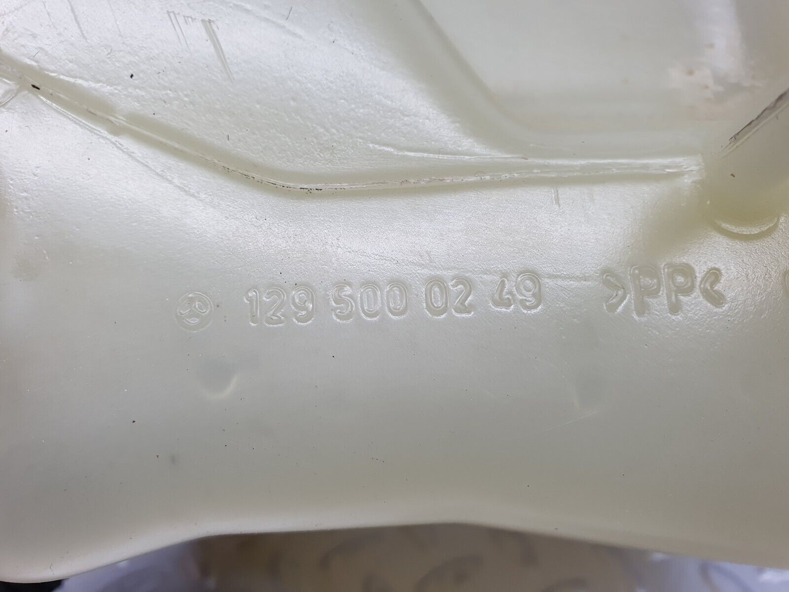 42178 Mercedes-Benz R129 320SL Coupe Coolant Expansion Tank 1295000249