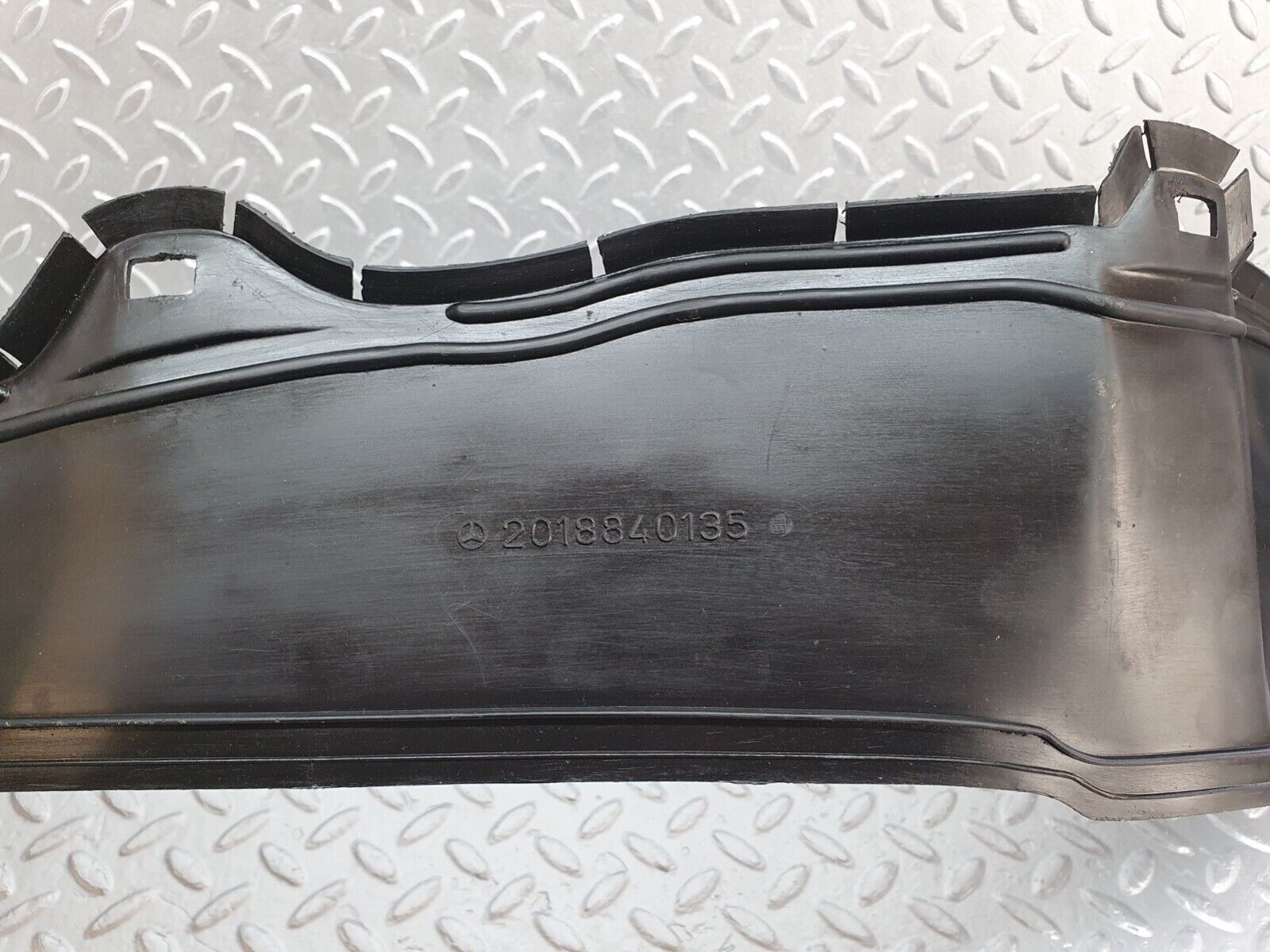 43018 Mercedes-Benz W201 190 Inner Mudguard Panelling Front Left 2018840135