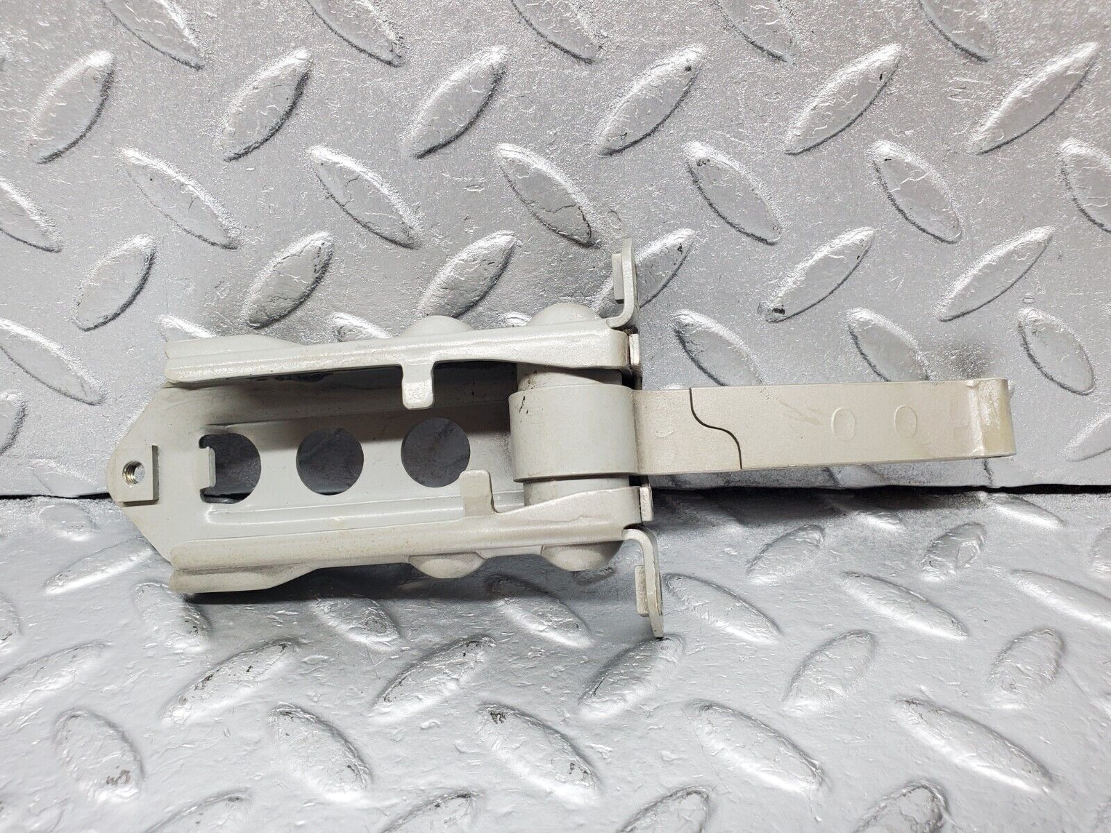 45550 Mercedes-Benz W126 420SE Door Safety Check Strap