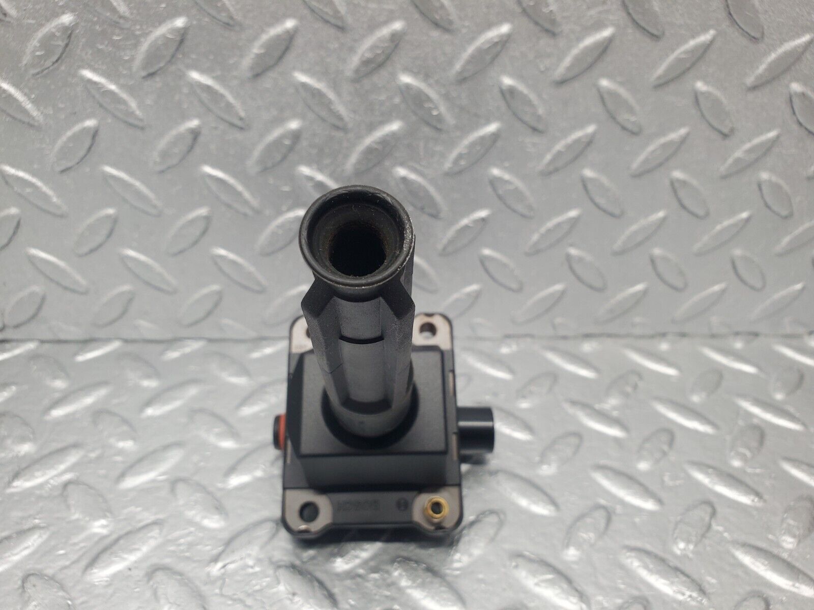 46198 Mercedes-Benz W124 280E Ignition Bosch 0001587003 0221506444 0001593642