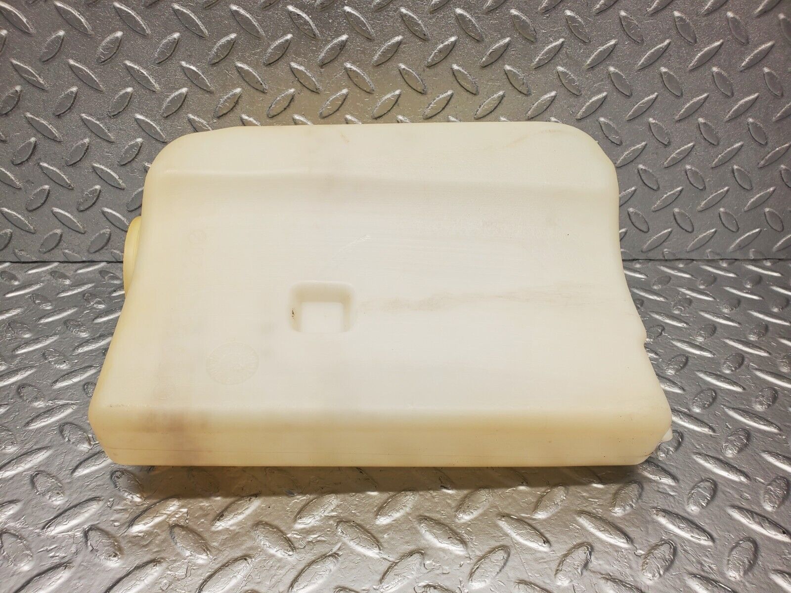 46339 Mercedes-Benz C123 280CE Coupe Windscreen Washer Fluid Reservoir Tank