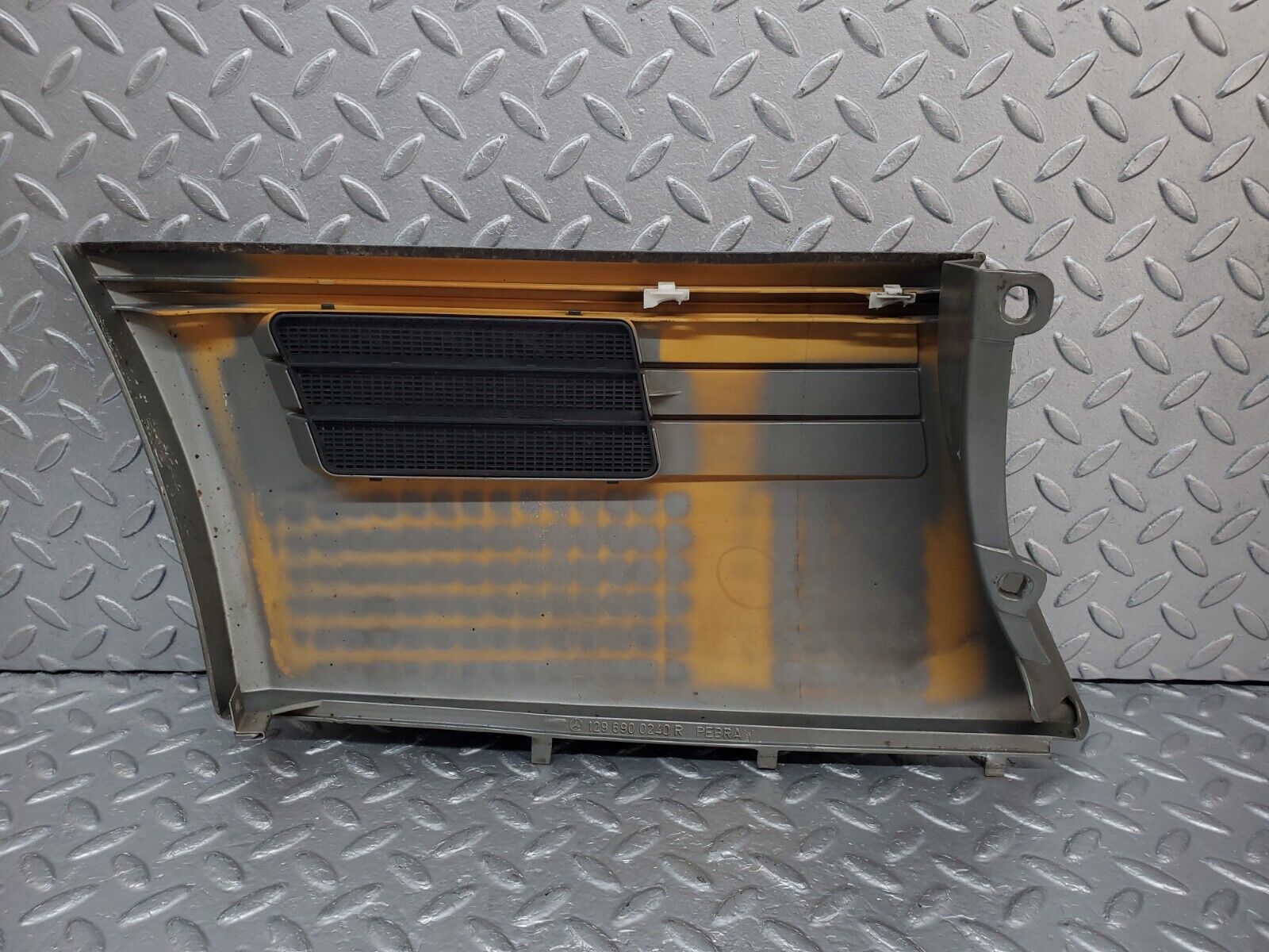 45035 Mercedes-Benz R129 300SL Coupe Front Right Fender Wing Panel 1296900240 1296980274