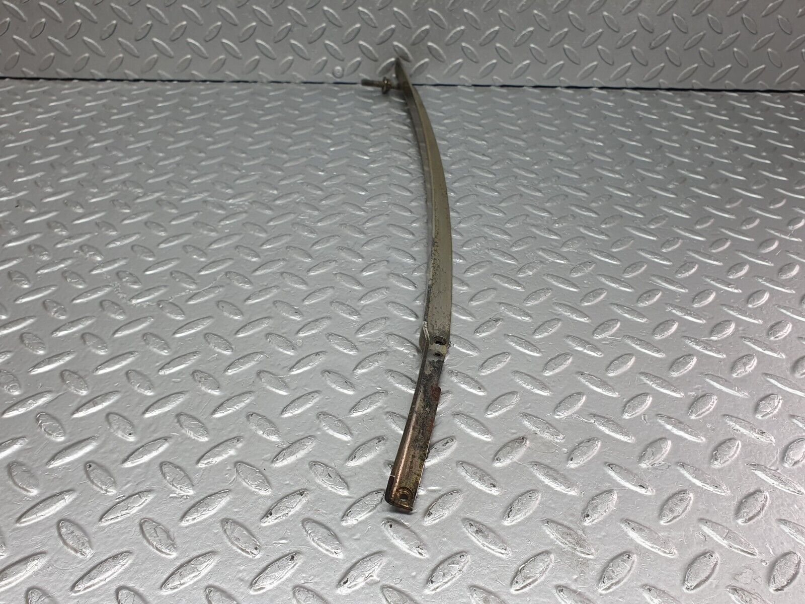 43711 Mercedes-Benz C126 380SEC Coupe Left Door Window Channel