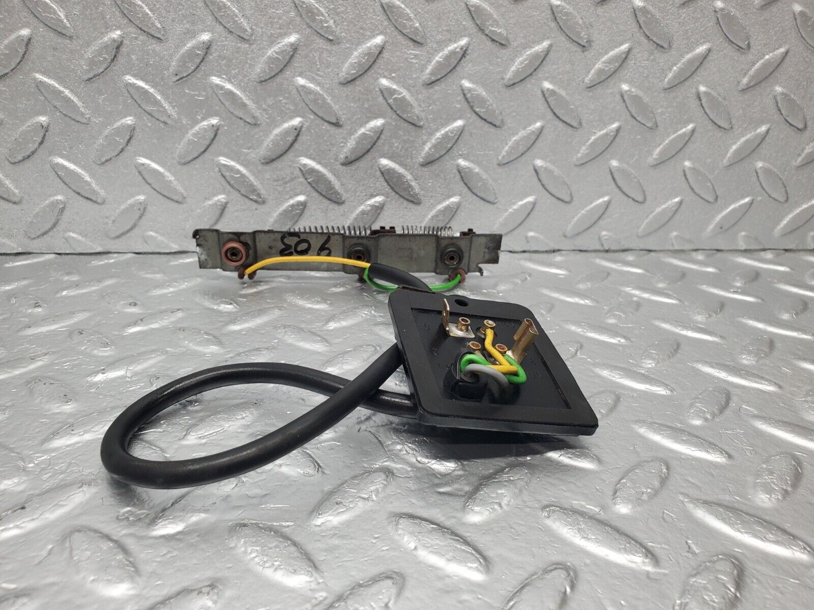 46413 Mercedes-Benz C123 280CE Coupe Heater Blower Motor Resistor 49014011