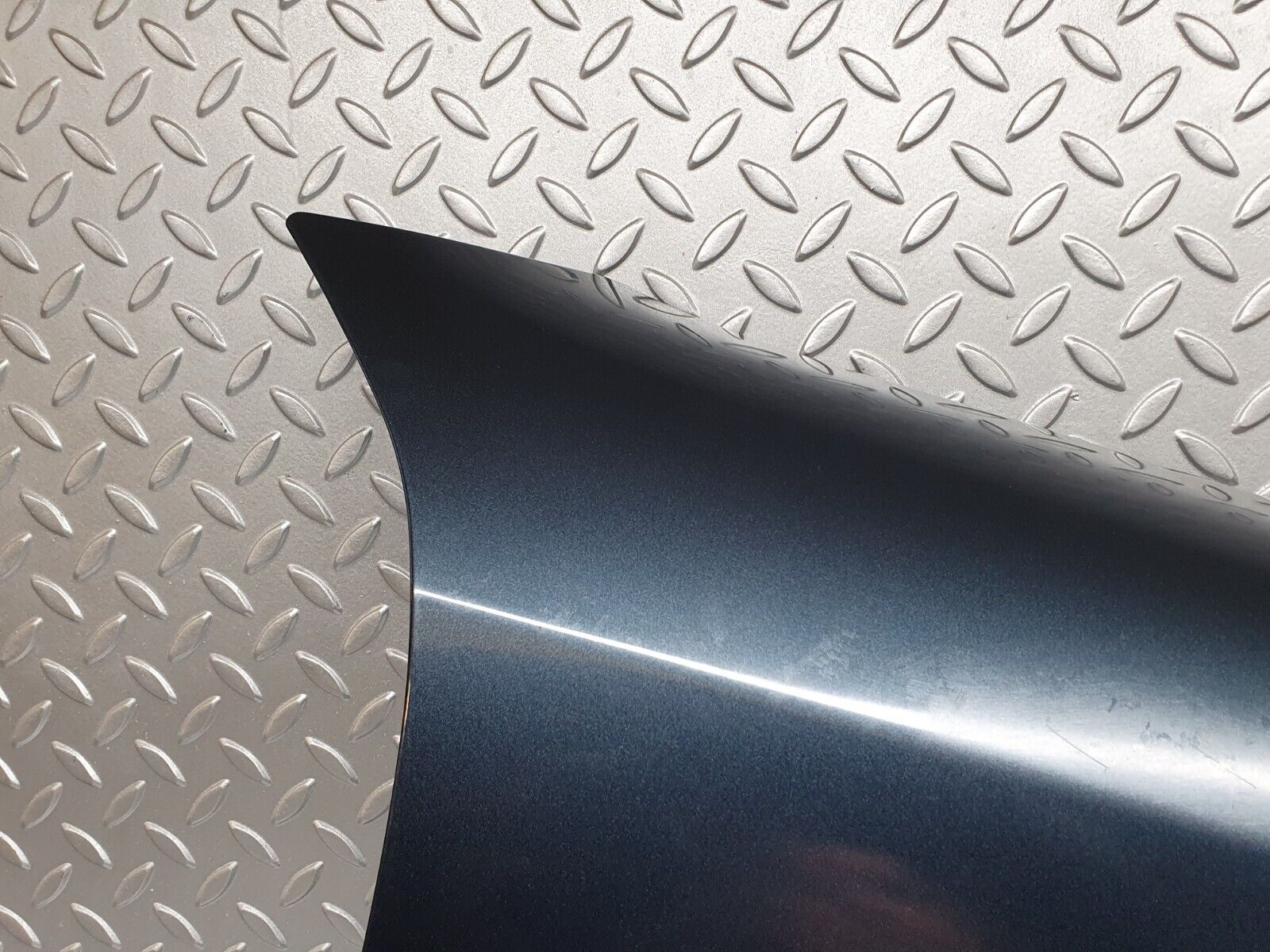 41818 Mercedes-Benz W202 C200 Front Right Fender Wing