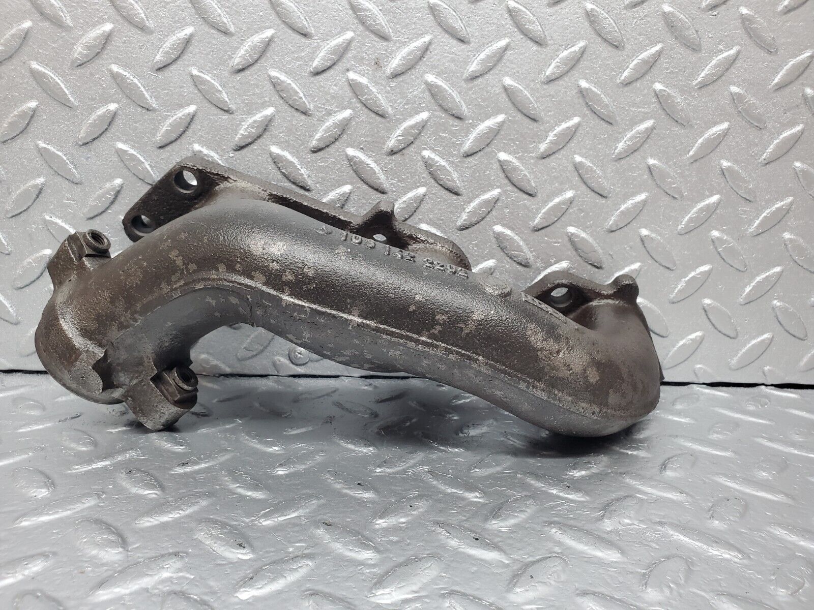 45184 Mercedes-Benz R129 300SL Coupe Exhaust Manifold 4-6 Cylinder 1031422202