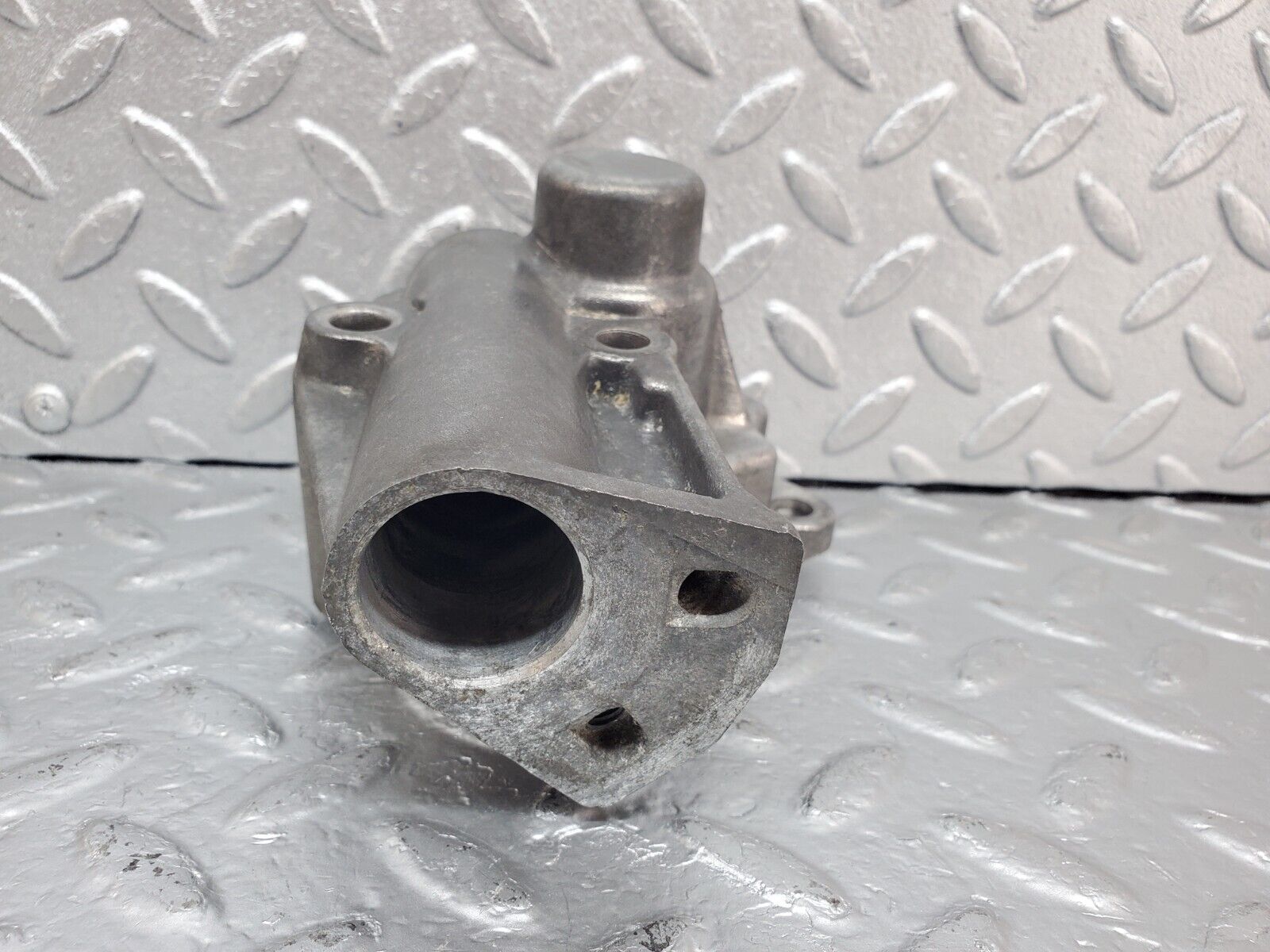 44399 Mercedes-Benz W123 280E Ignition Distributor Housing 1101580515