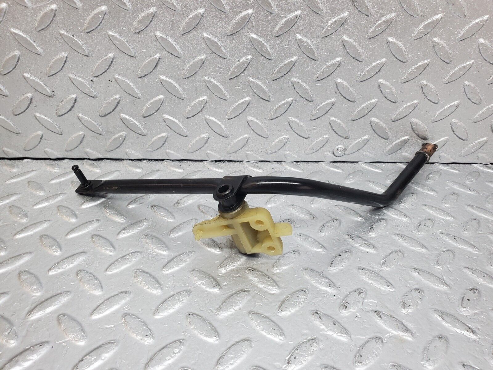 44785 Mercedes-Benz W124 220E Accelerator Pedal Linkage 2013010218