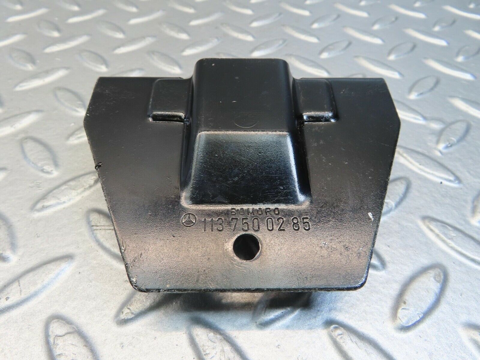 11632 Mercedes-Benz R107 450SL Trunk Boot Lock Latch 1137500285