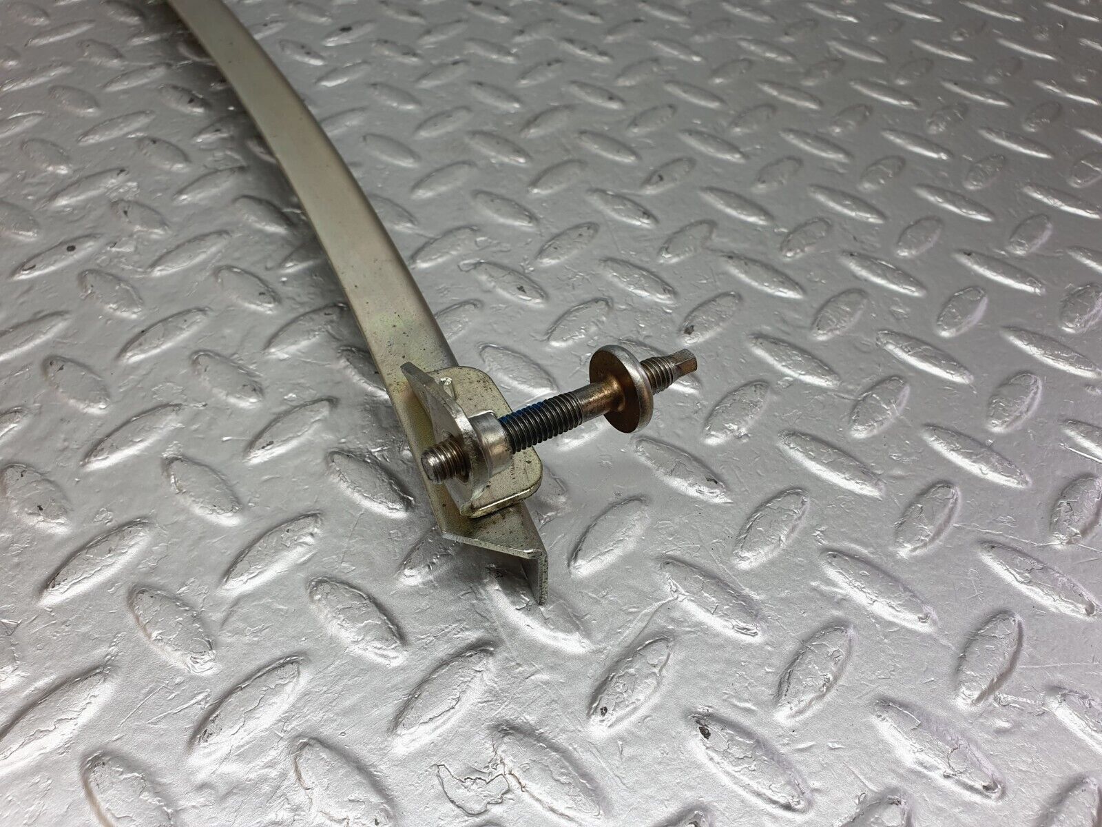 42432 Mercedes-Benz R129 320SL Coupe Right Door Rear Window Channel